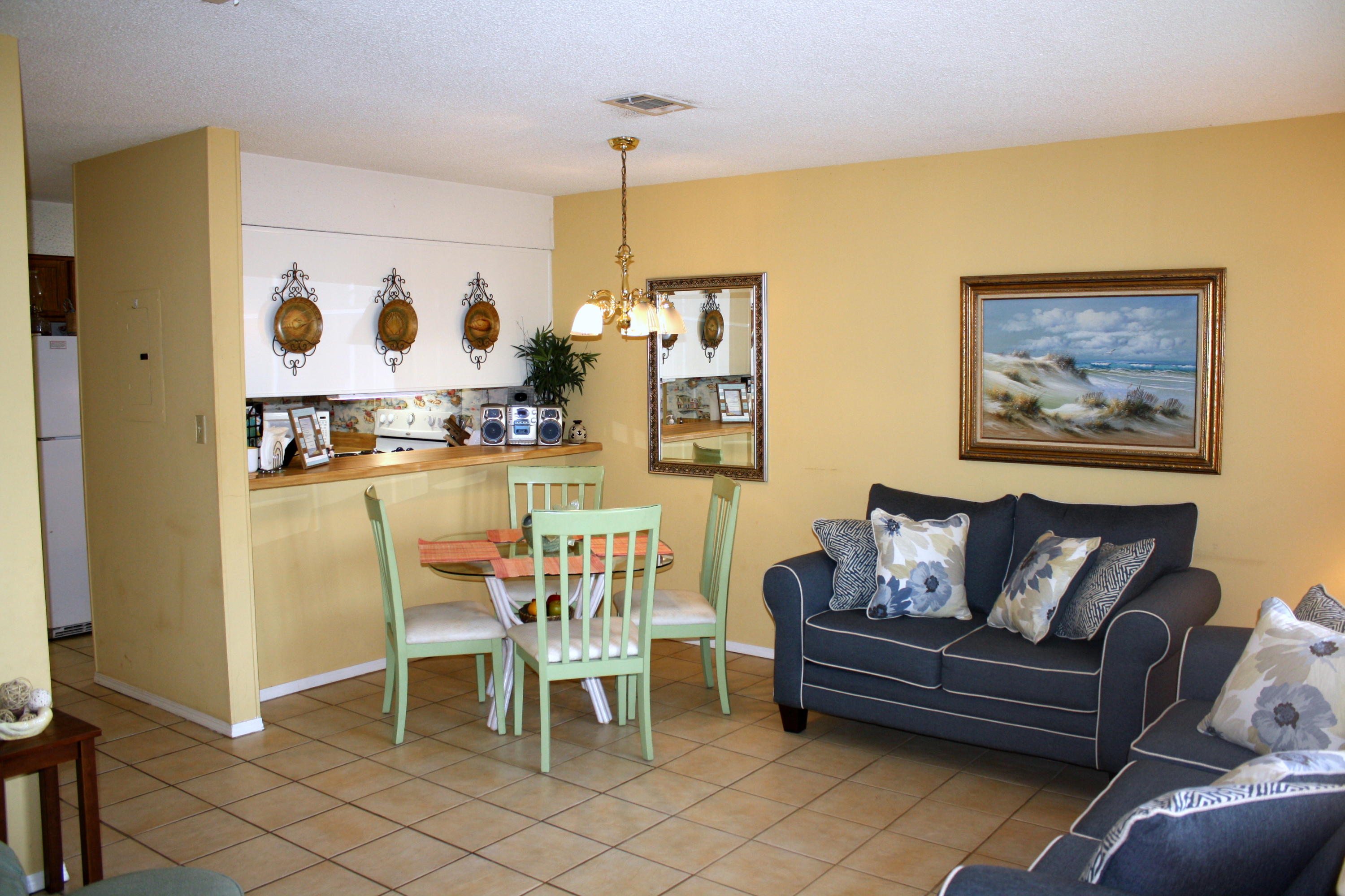 SANDPRINTS CONDO - Residential