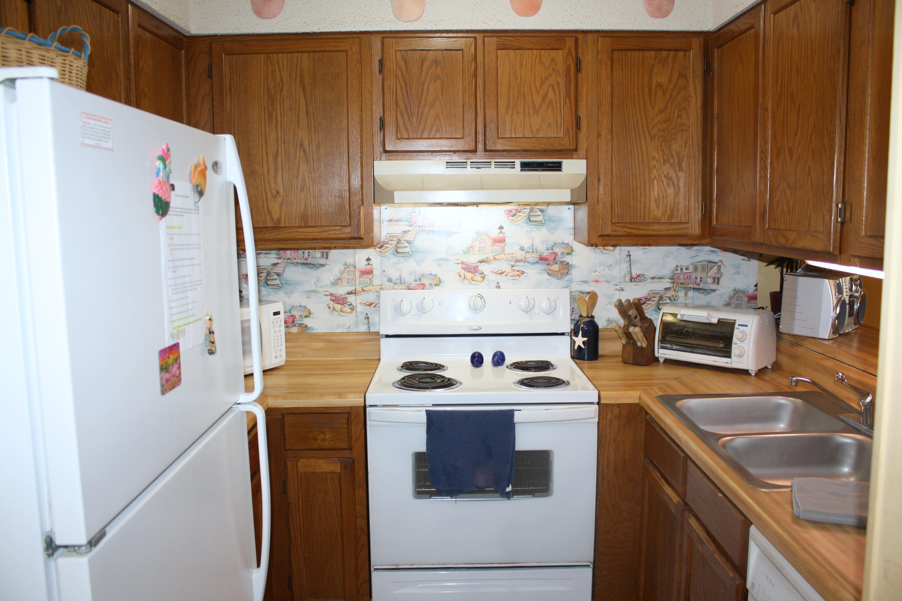 SANDPRINTS CONDO - Residential