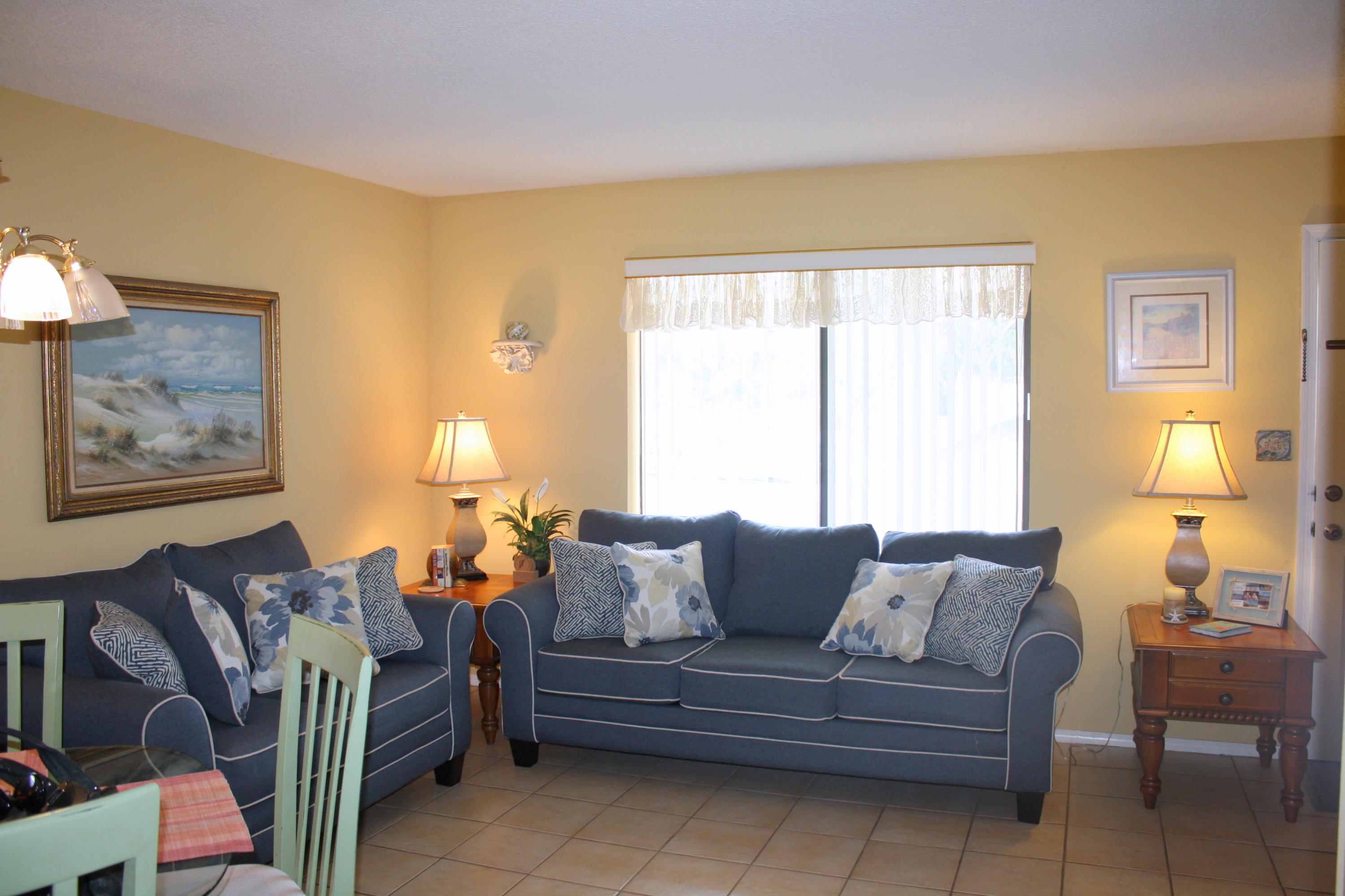 SANDPRINTS CONDO - Residential