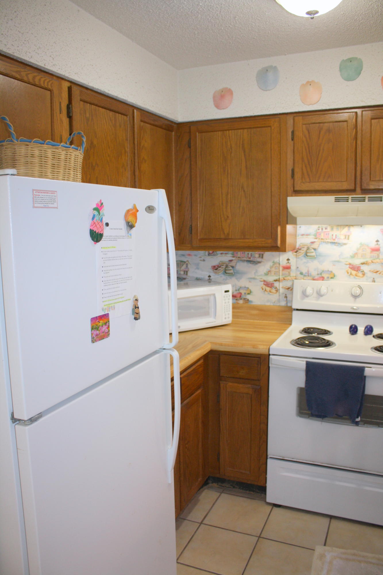 SANDPRINTS CONDO - Residential