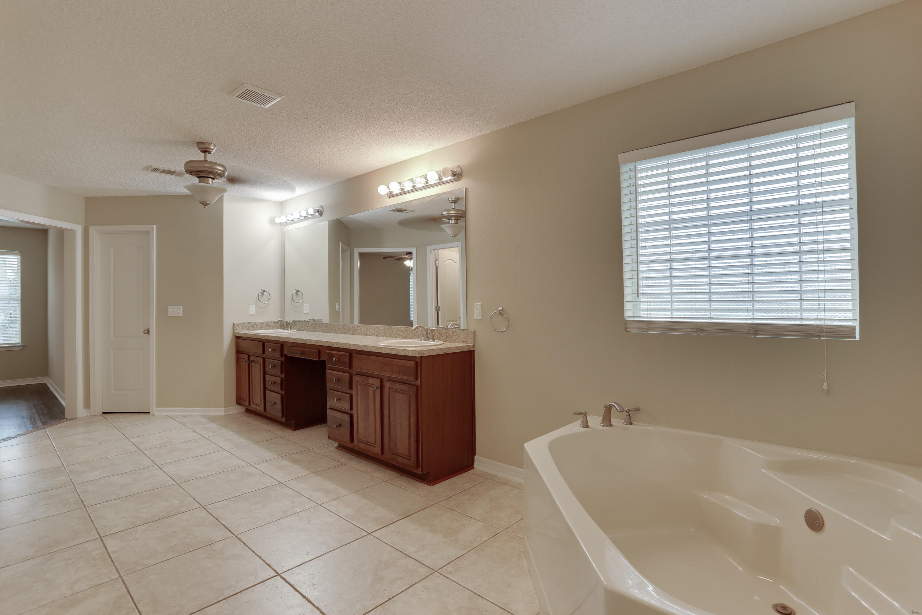 BROOKE ESTATES PH II - Residential