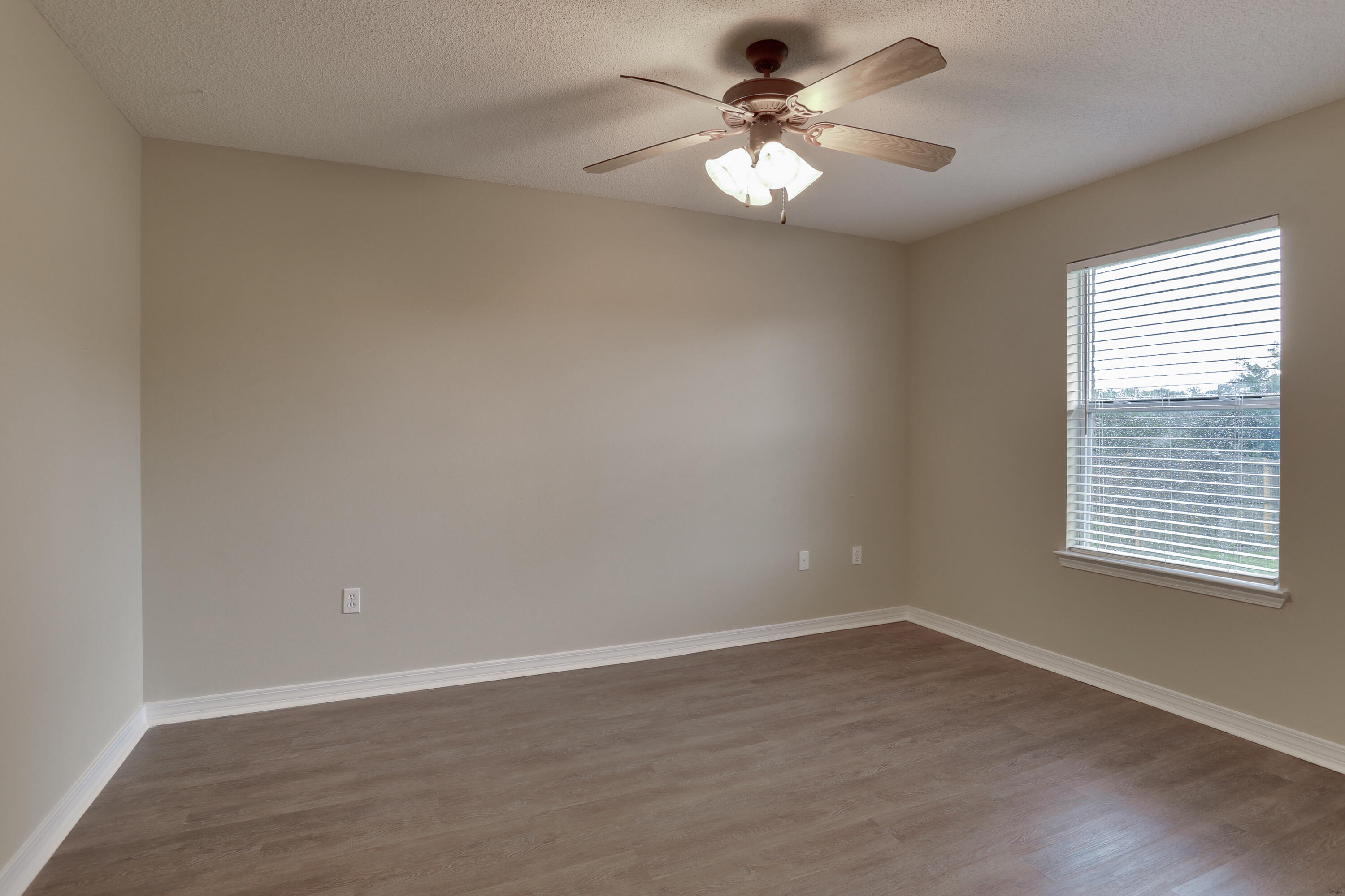 BROOKE ESTATES PH II - Residential