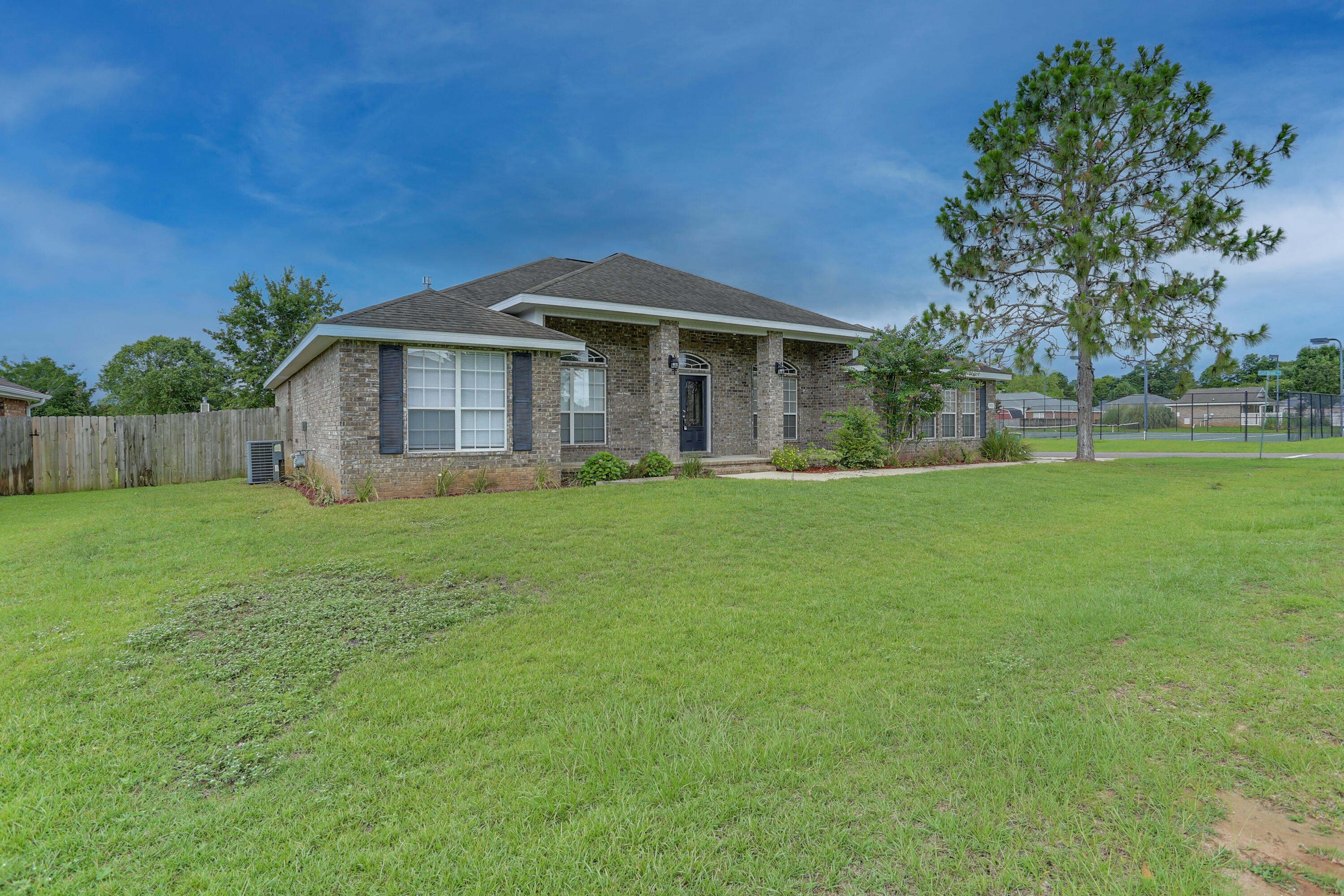 BROOKE ESTATES PH II - Residential