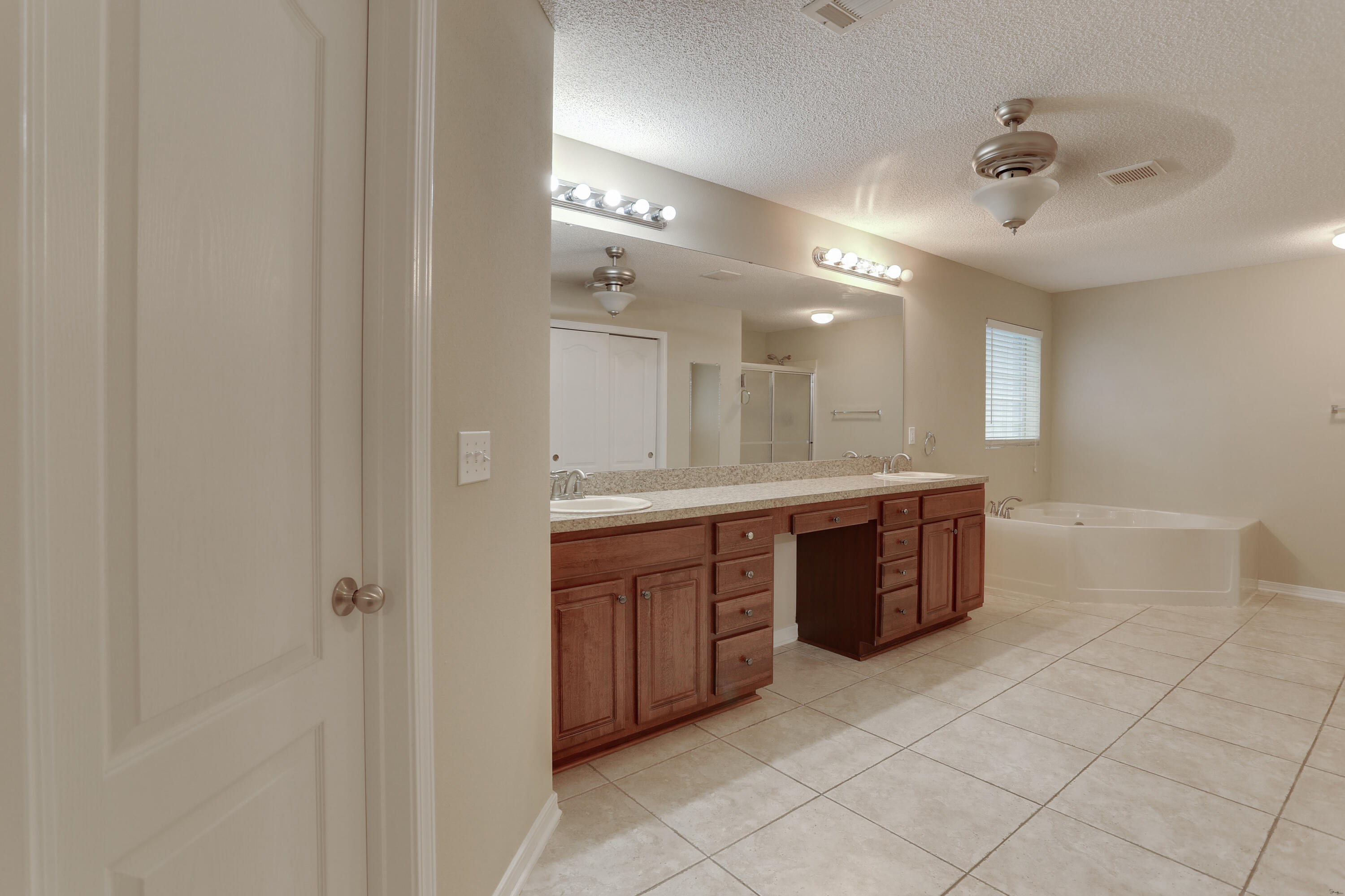 BROOKE ESTATES PH II - Residential