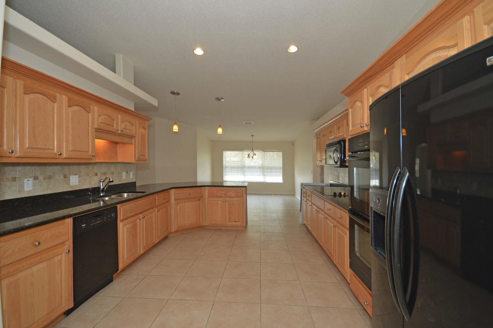 HOLLEY BY THE SEA - Residential