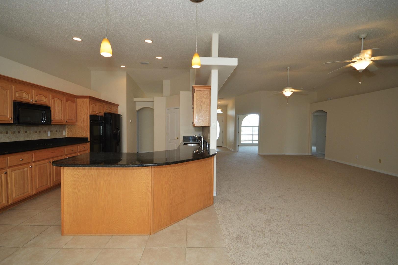 HOLLEY BY THE SEA - Residential