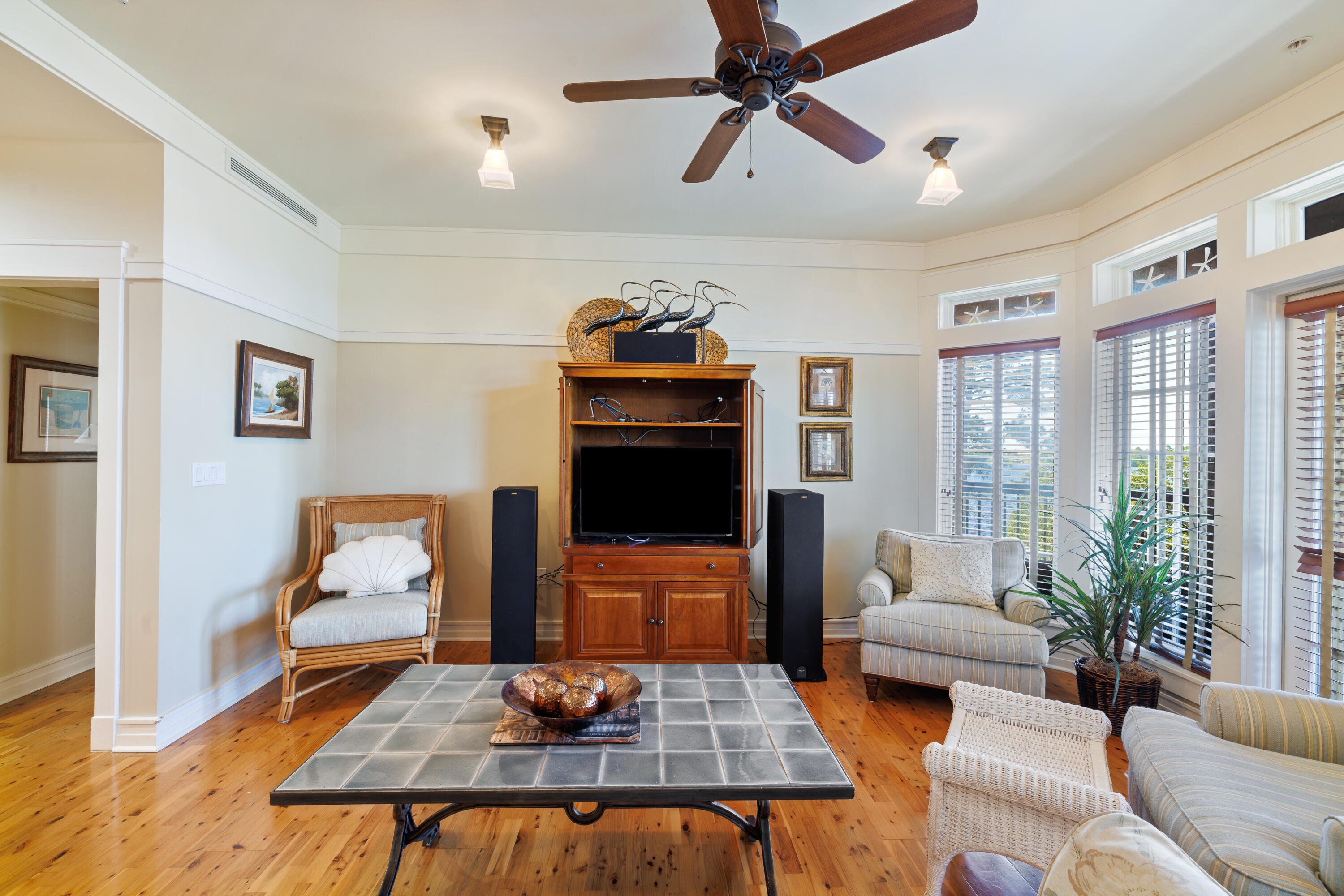 WILD HERON LAKESIDE LODGE - Residential