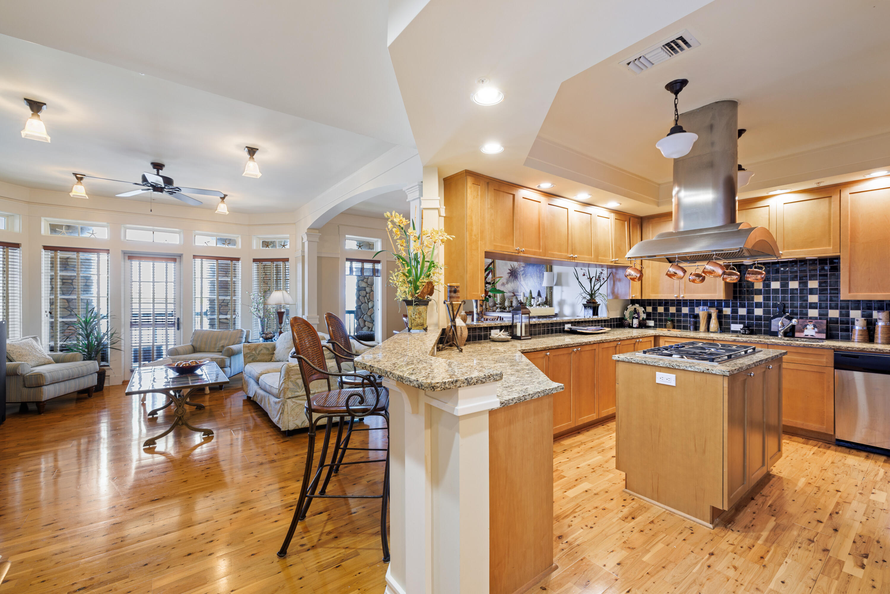 WILD HERON LAKESIDE LODGE - Residential