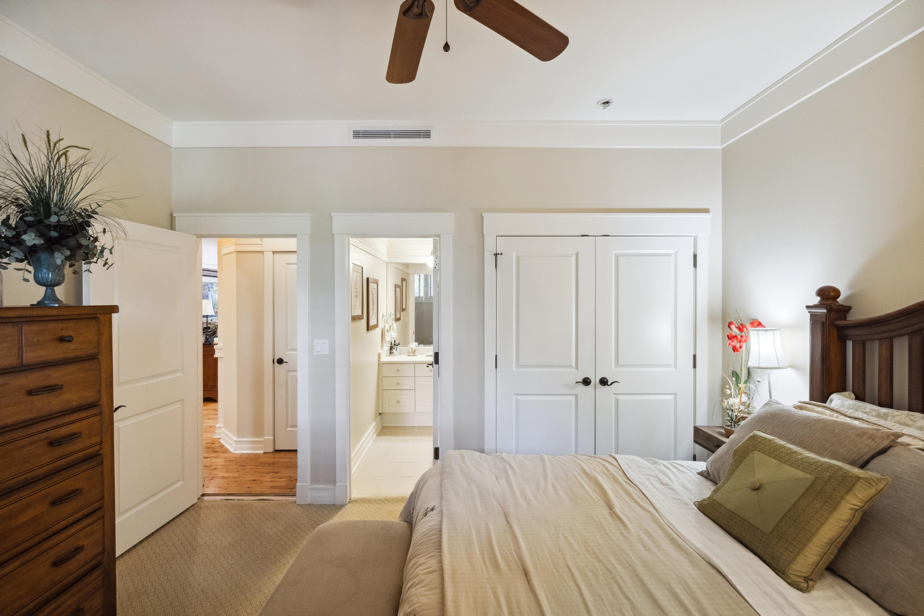 WILD HERON LAKESIDE LODGE - Residential