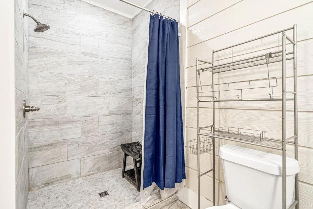 HOLIDAY BEACH UNIT 03 - Residential