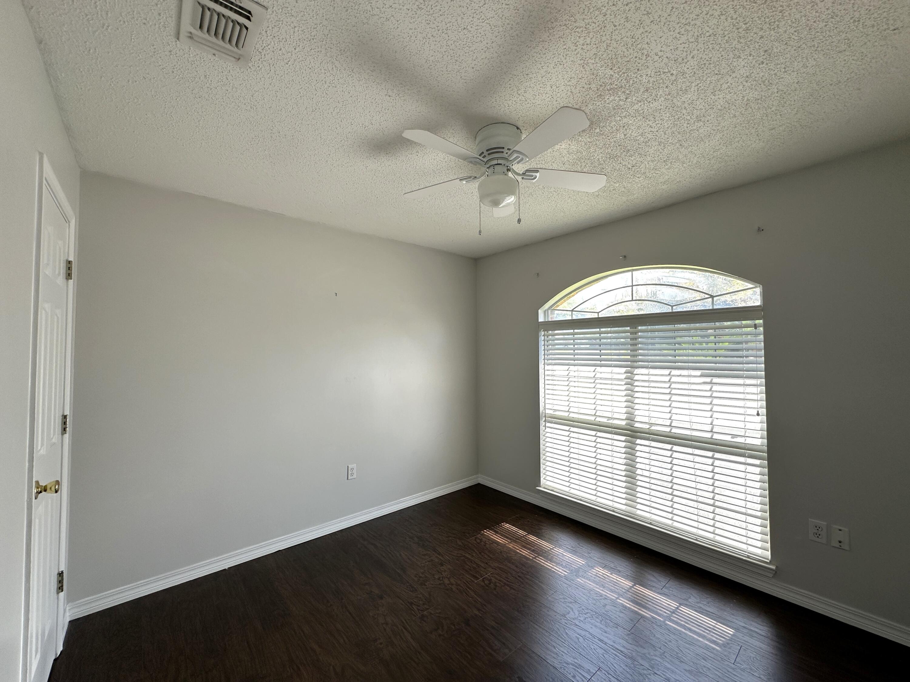 STEEPLECHASE PH 2 - Residential Lease