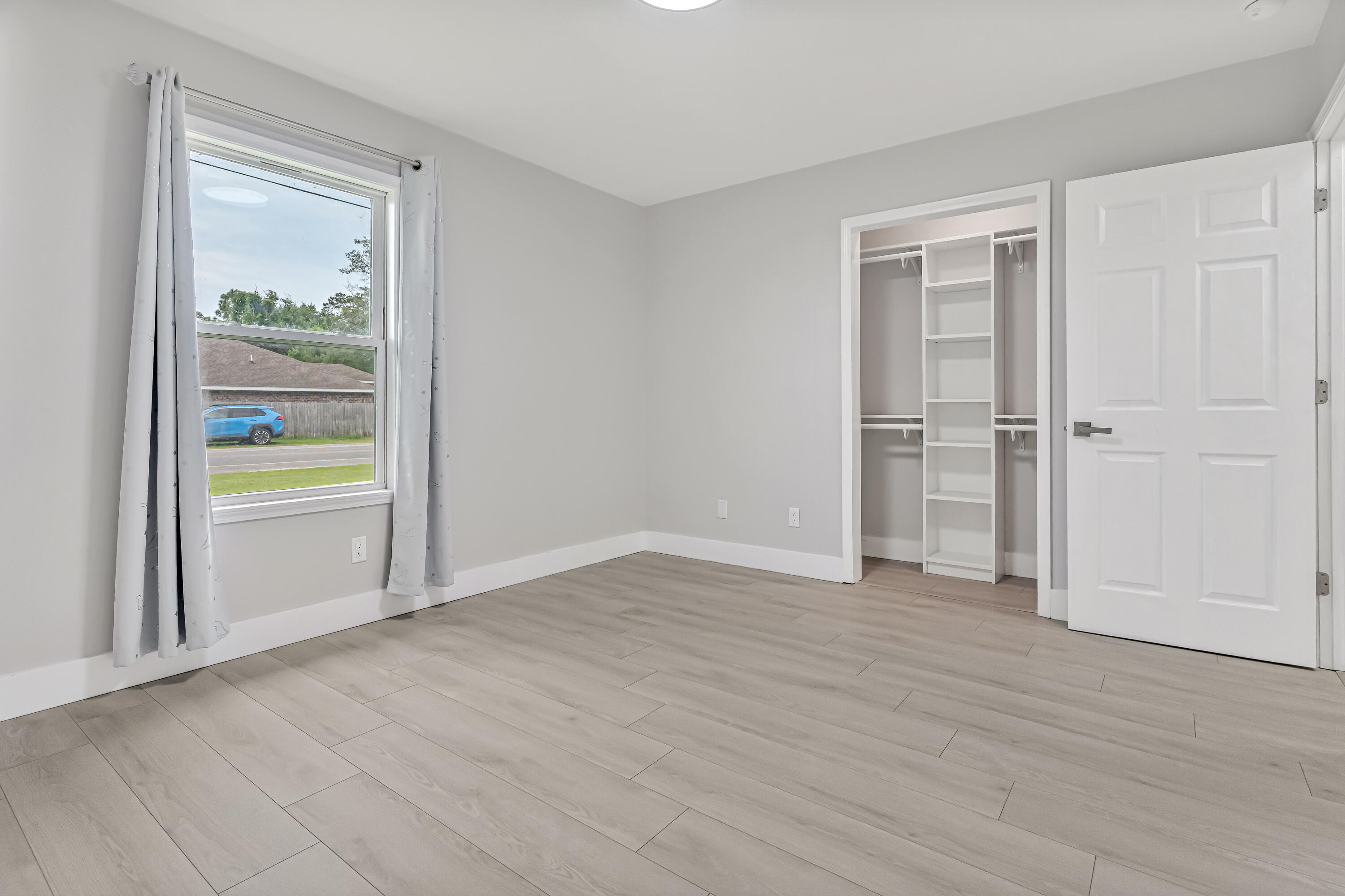 LLOYD & HETHERINGTON - Residential