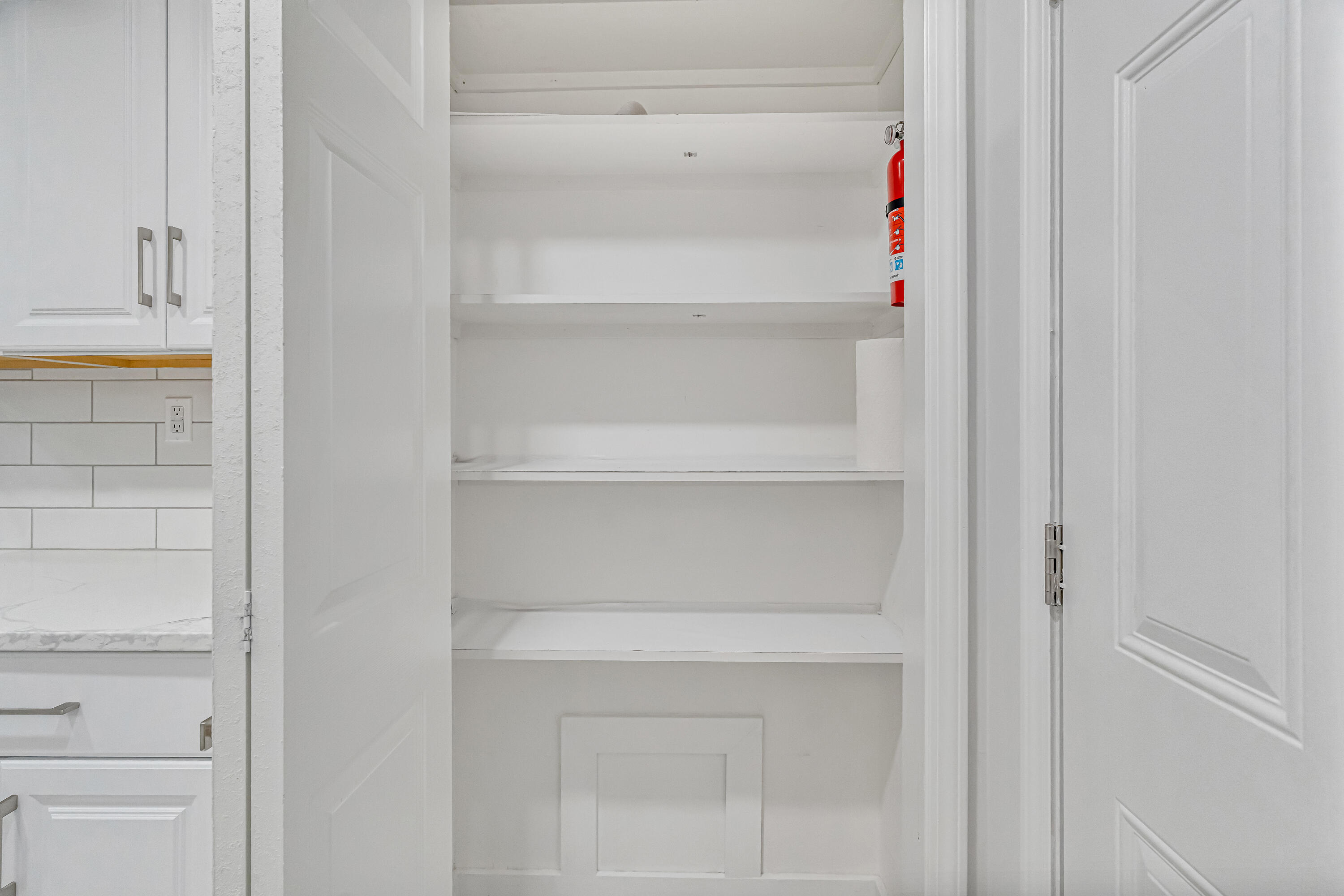 LLOYD & HETHERINGTON - Residential