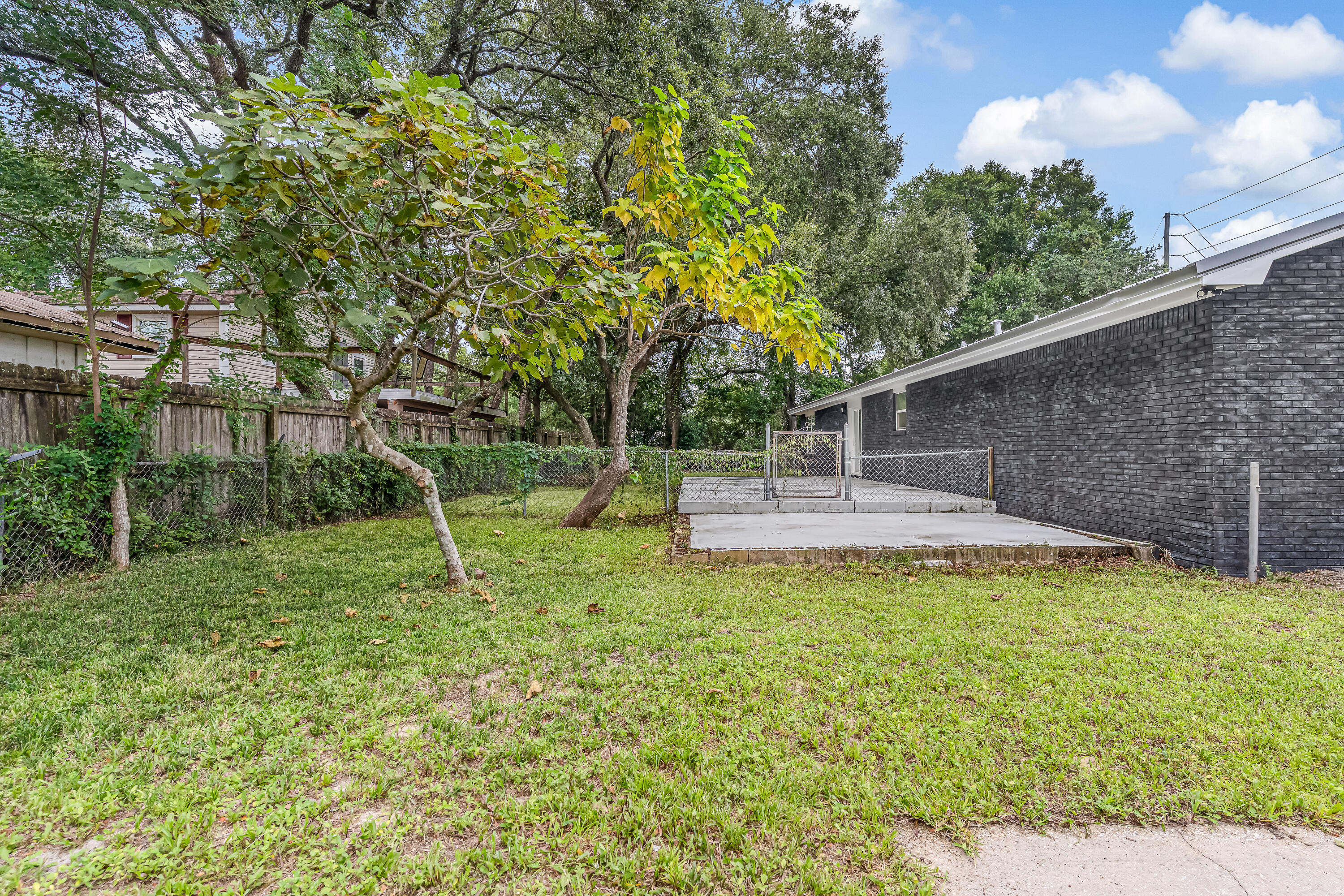LLOYD & HETHERINGTON - Residential