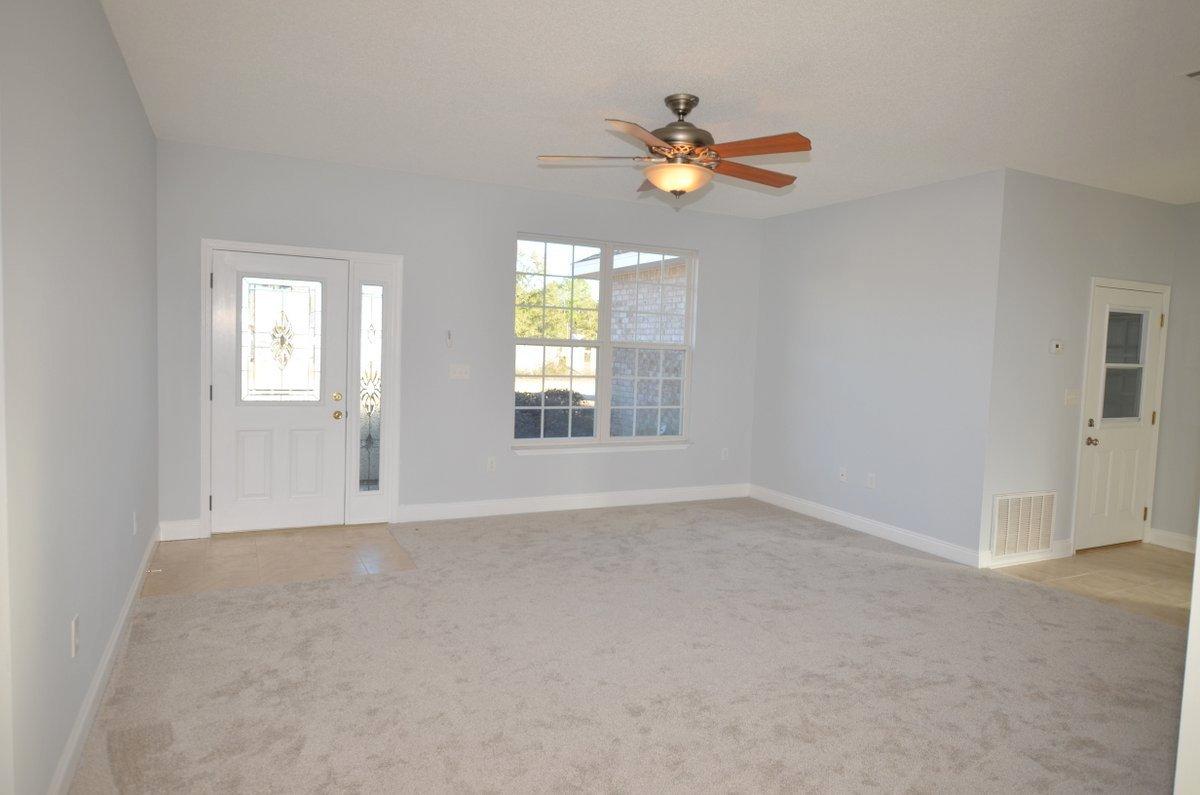 THE PINES - Residential