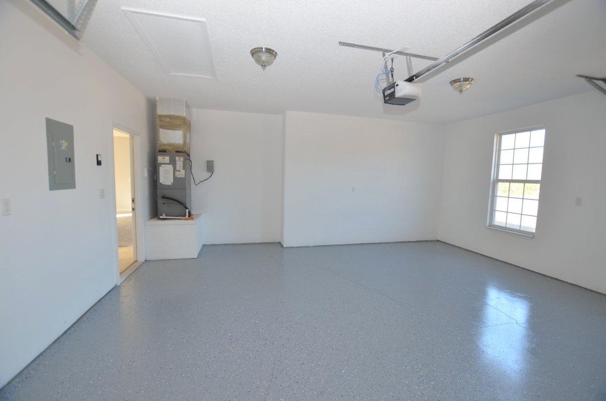 THE PINES - Residential