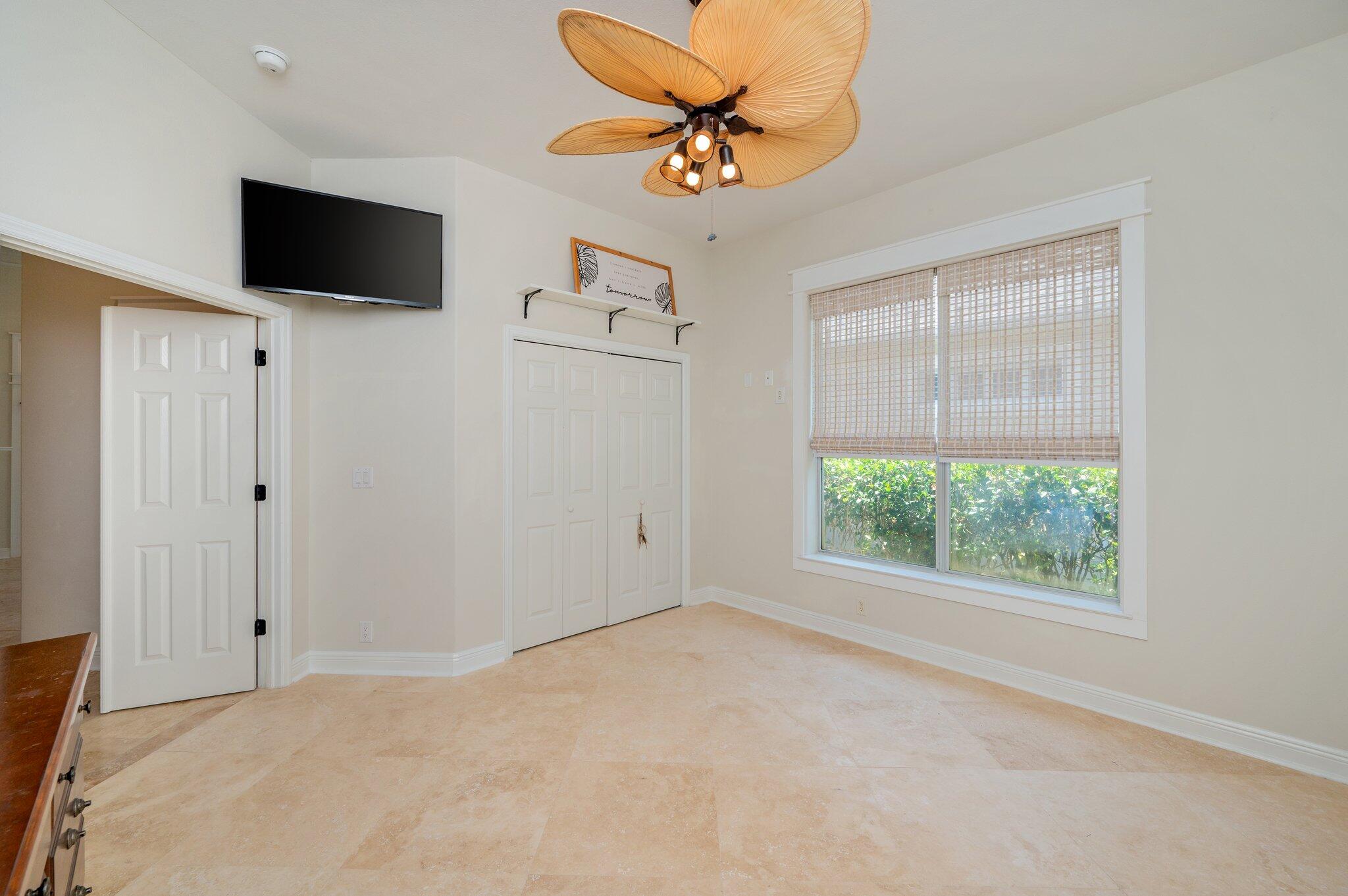 Emerald Lakes - Residential