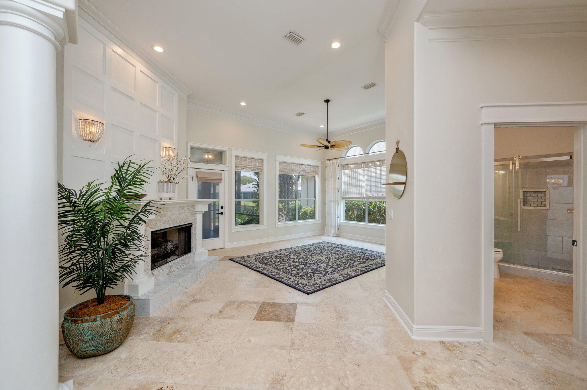 Emerald Lakes - Residential