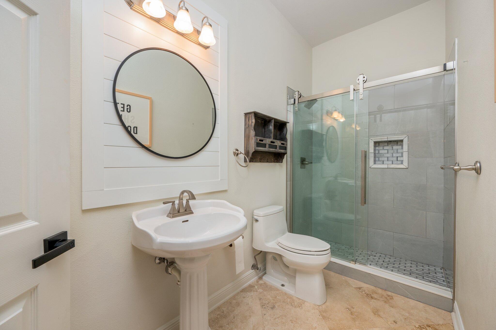 Emerald Lakes - Residential