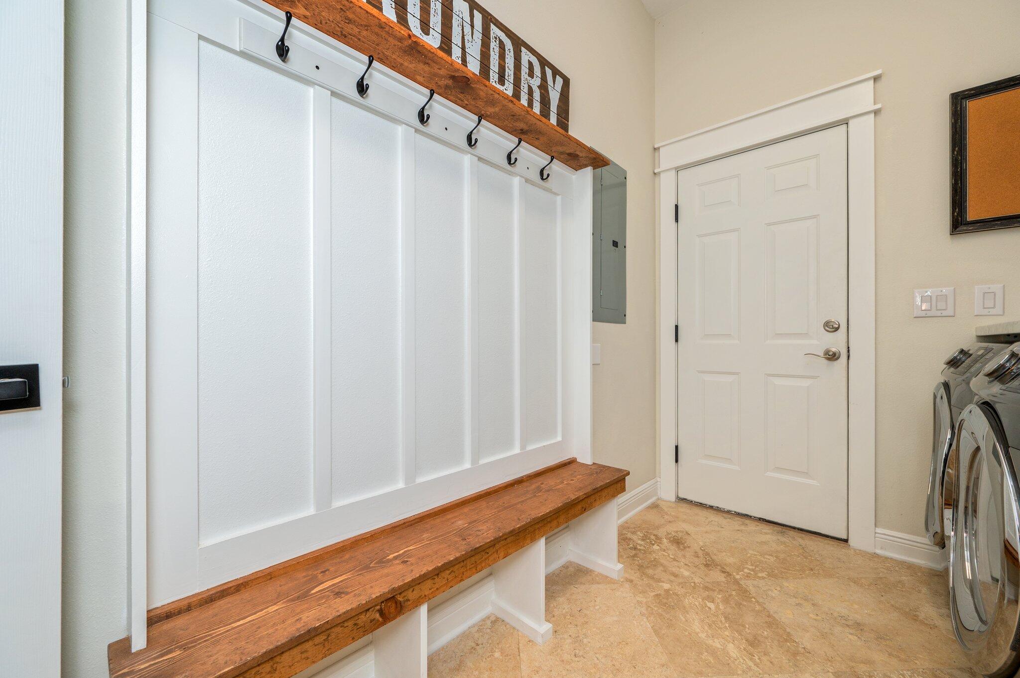 Emerald Lakes - Residential