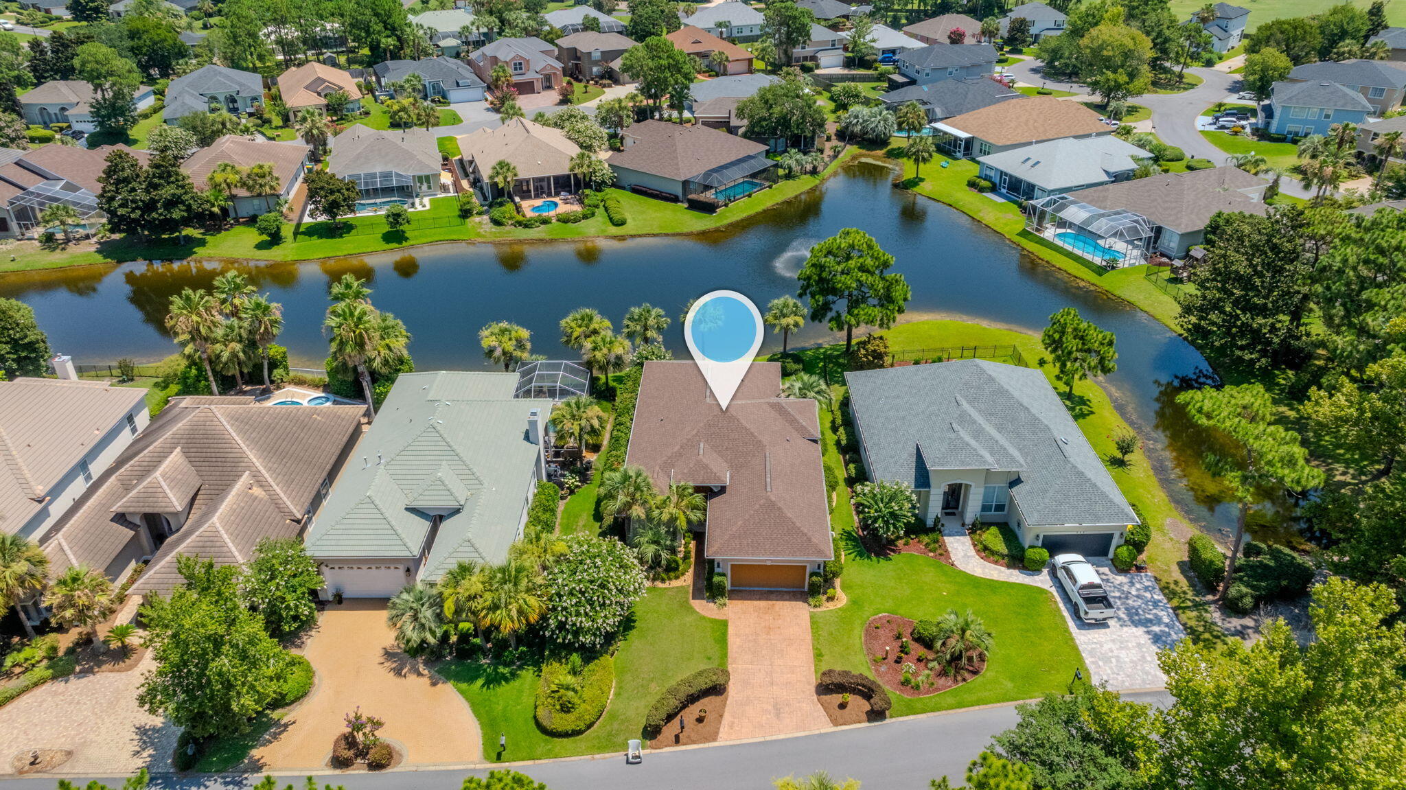 Emerald Lakes - Residential