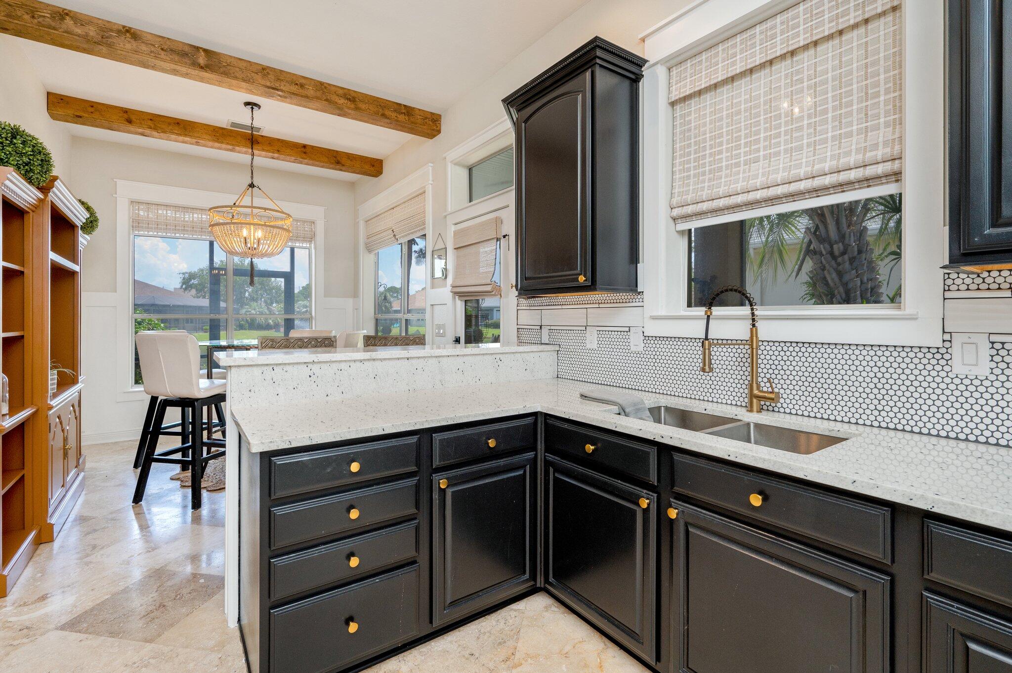 Emerald Lakes - Residential