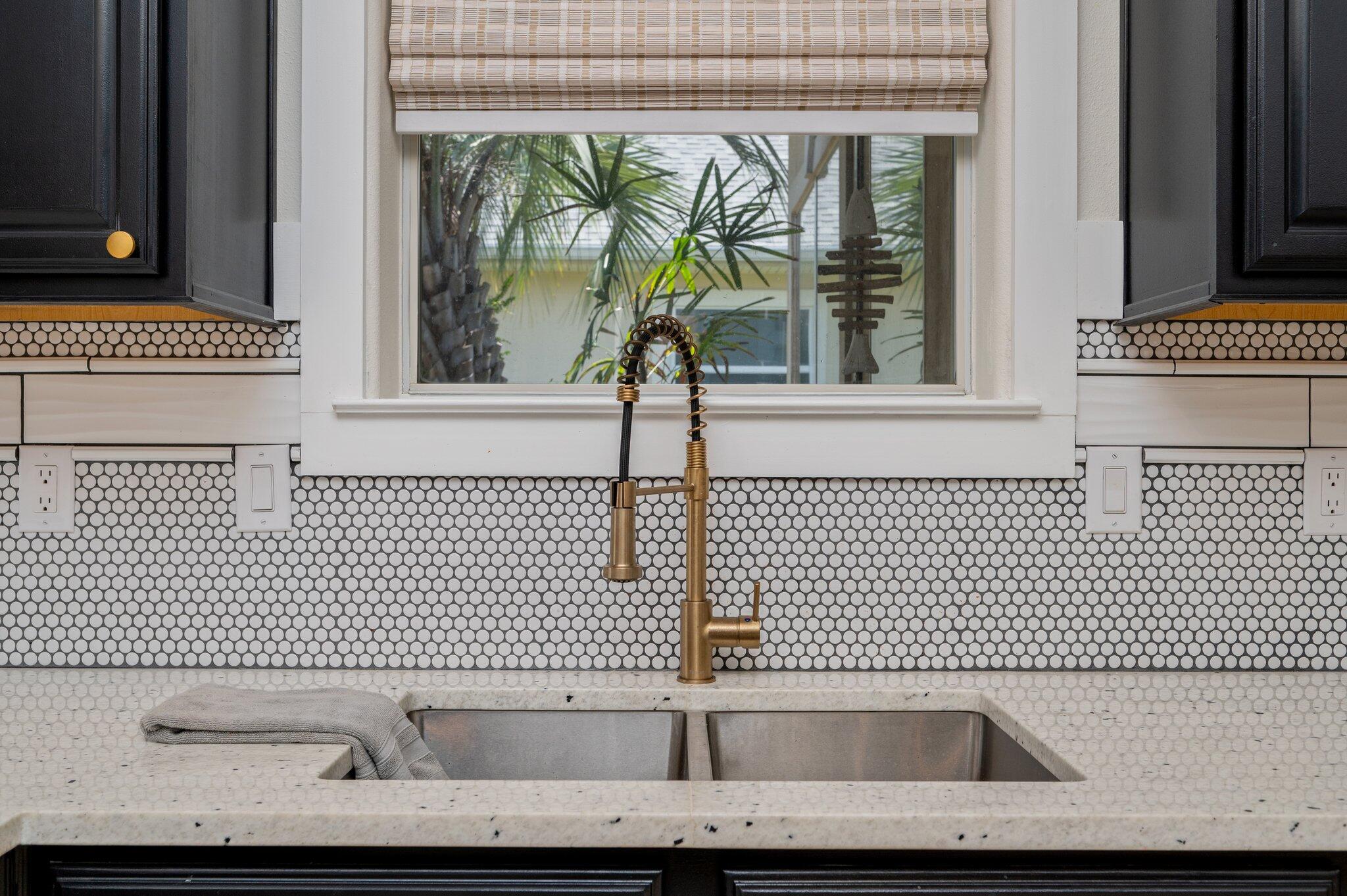 Emerald Lakes - Residential