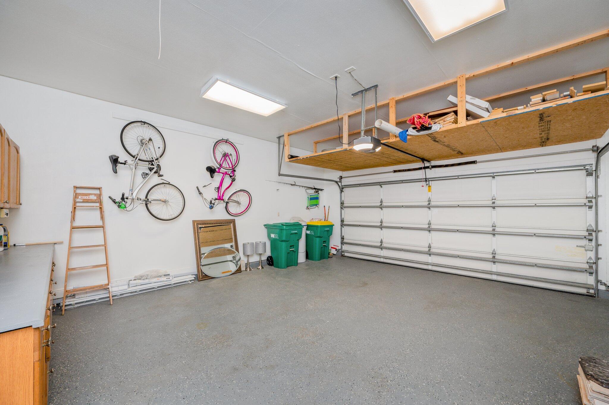 Emerald Lakes - Residential