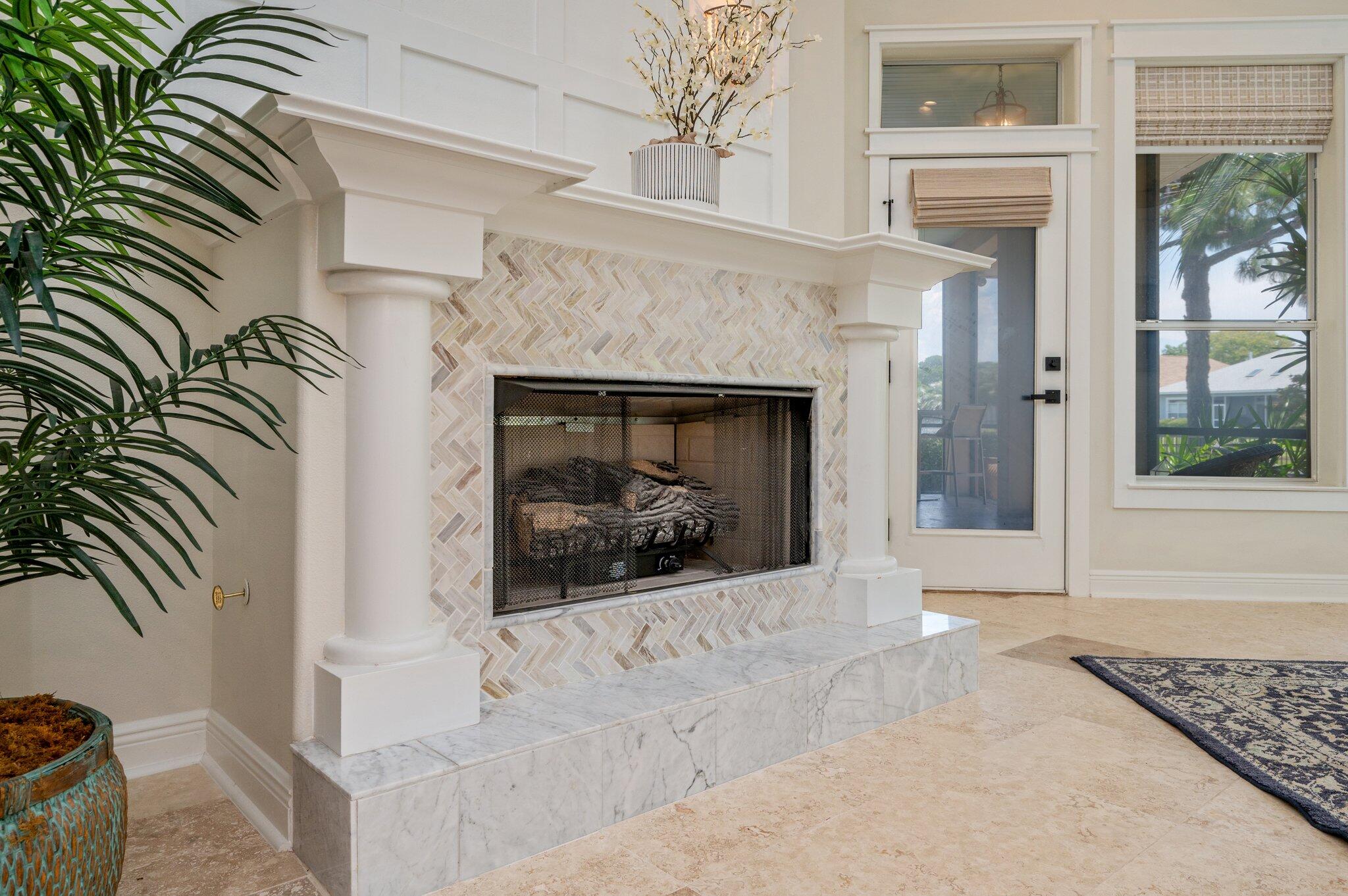 Emerald Lakes - Residential