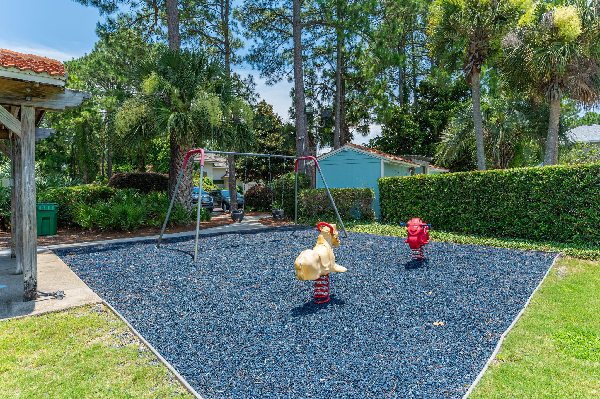 Emerald Lakes - Residential