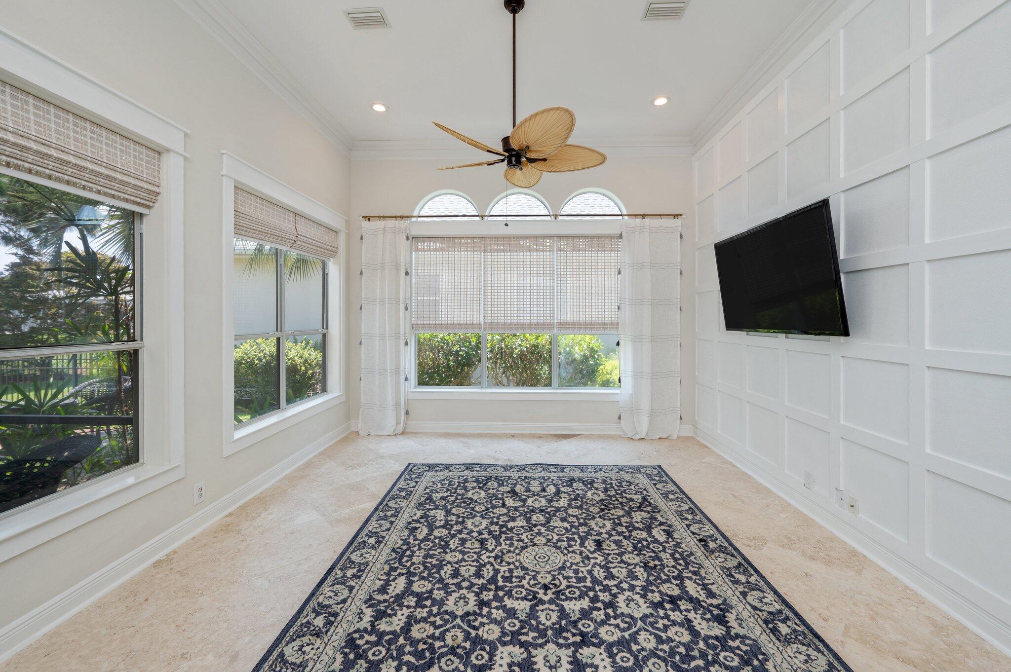 Emerald Lakes - Residential