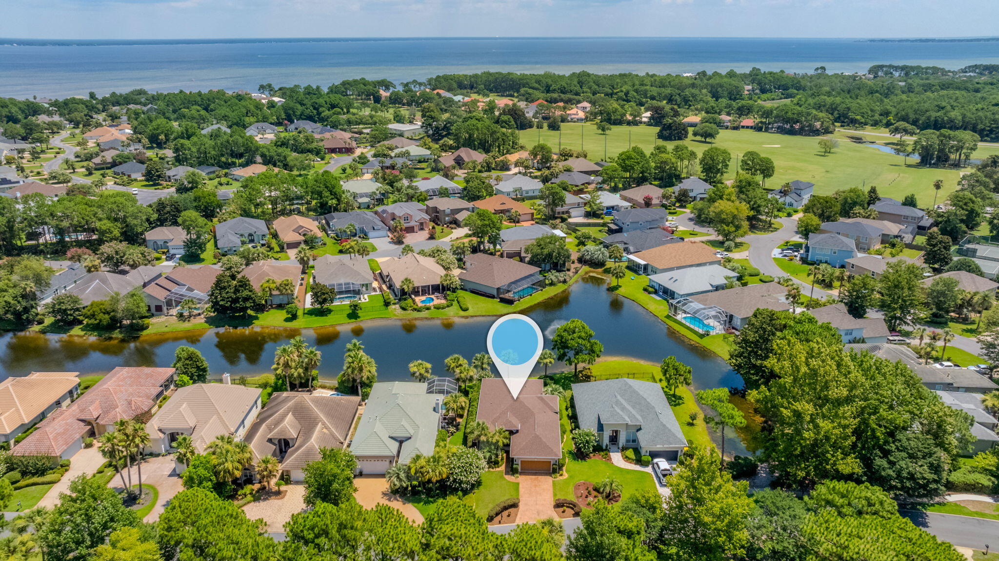 Emerald Lakes - Residential