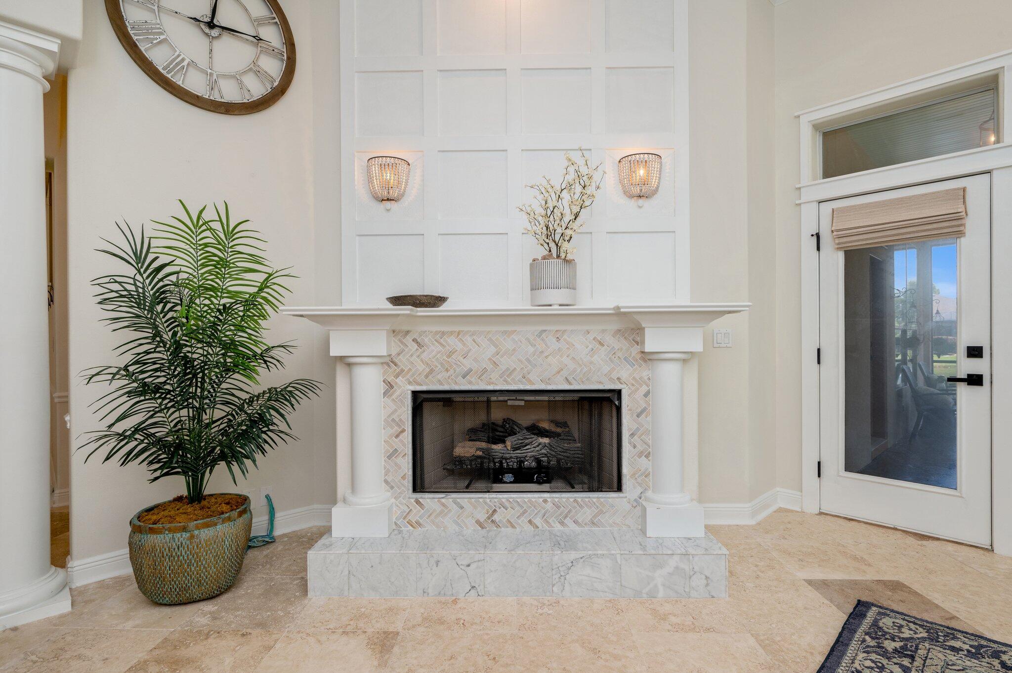 Emerald Lakes - Residential