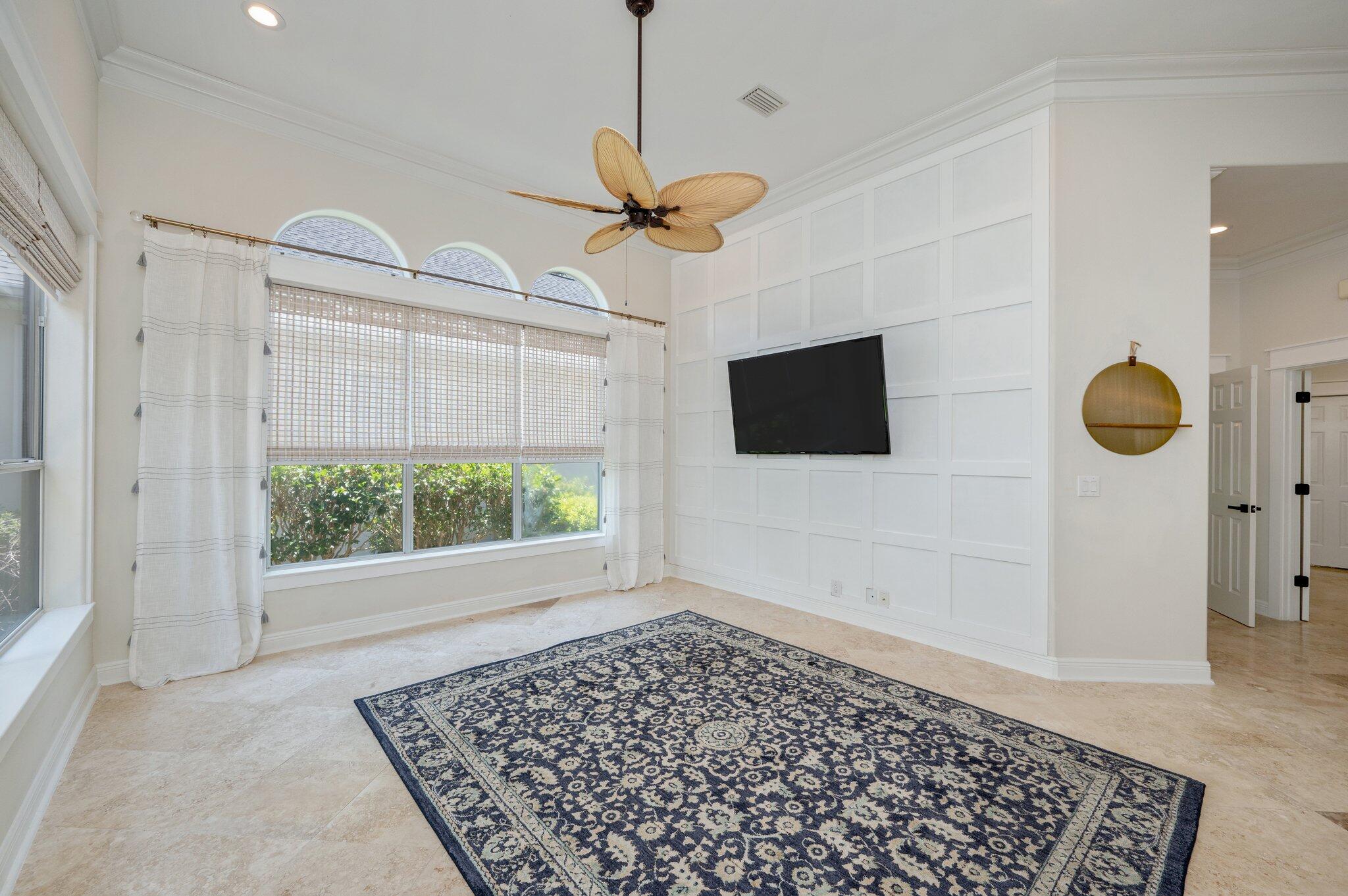 Emerald Lakes - Residential