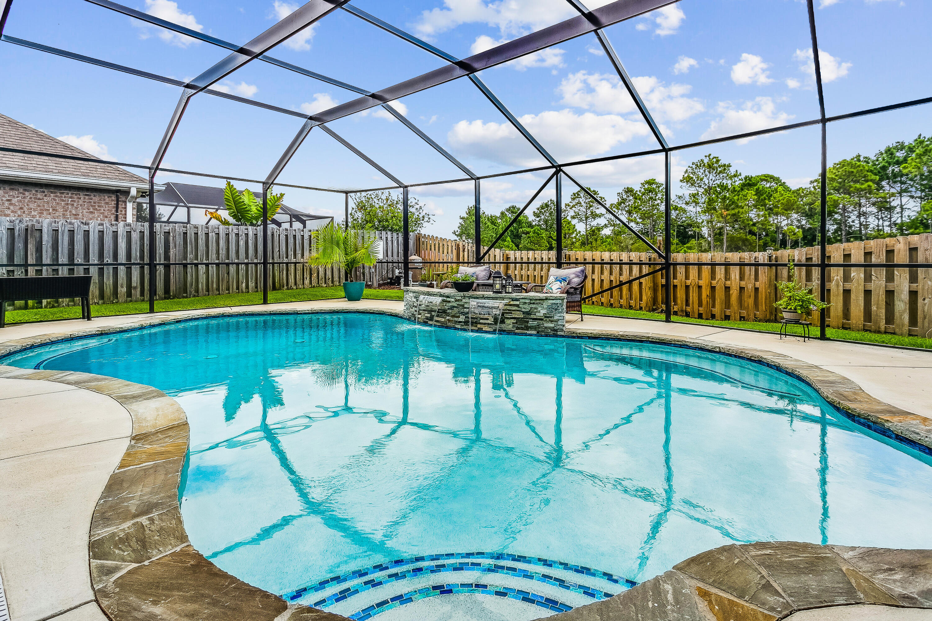 WATERFORD SOUND - Residential