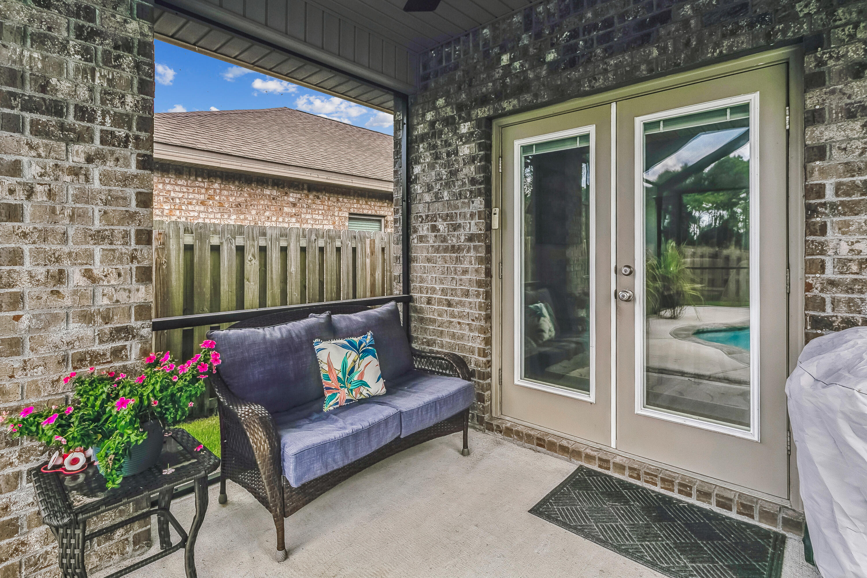 WATERFORD SOUND - Residential