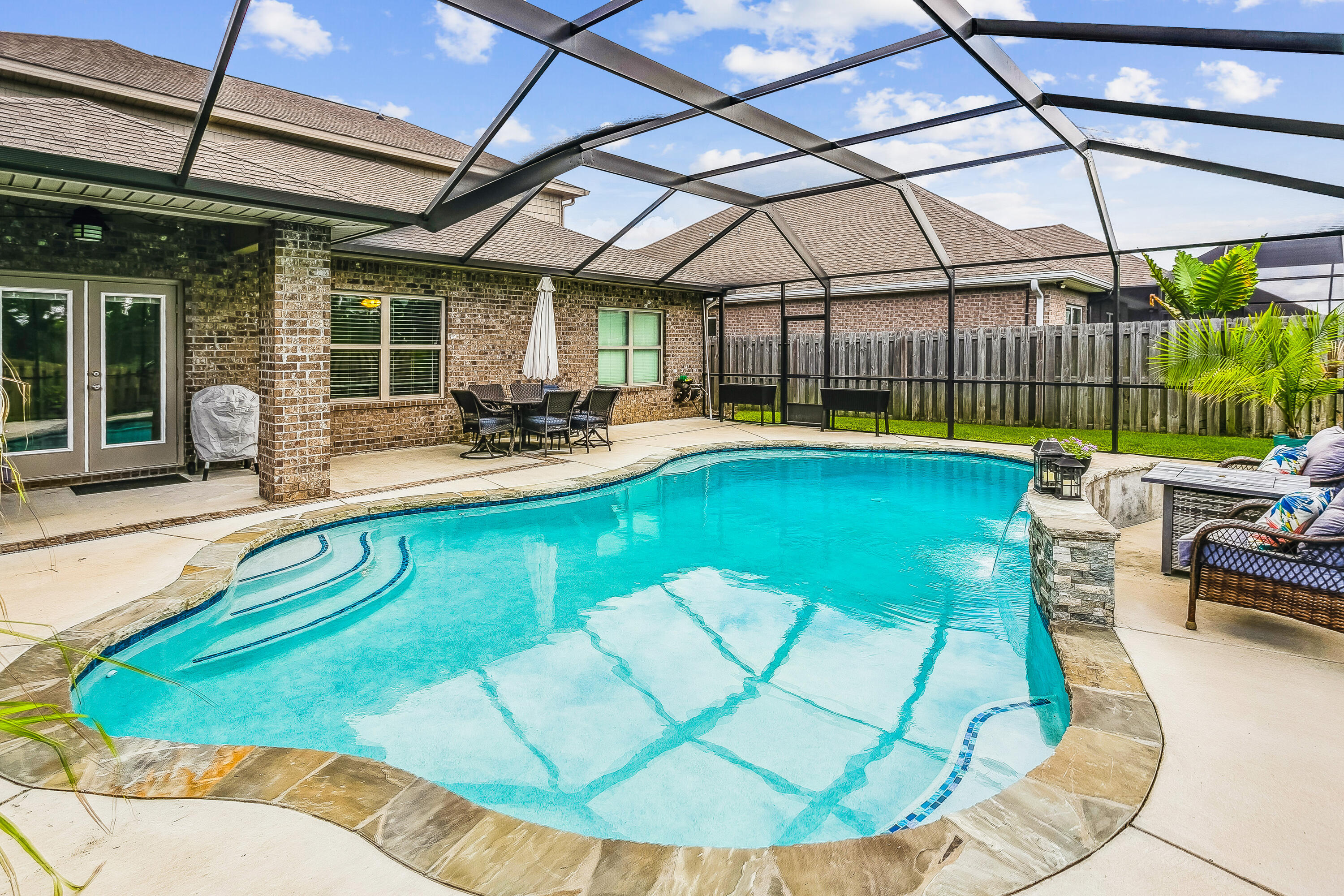 WATERFORD SOUND - Residential