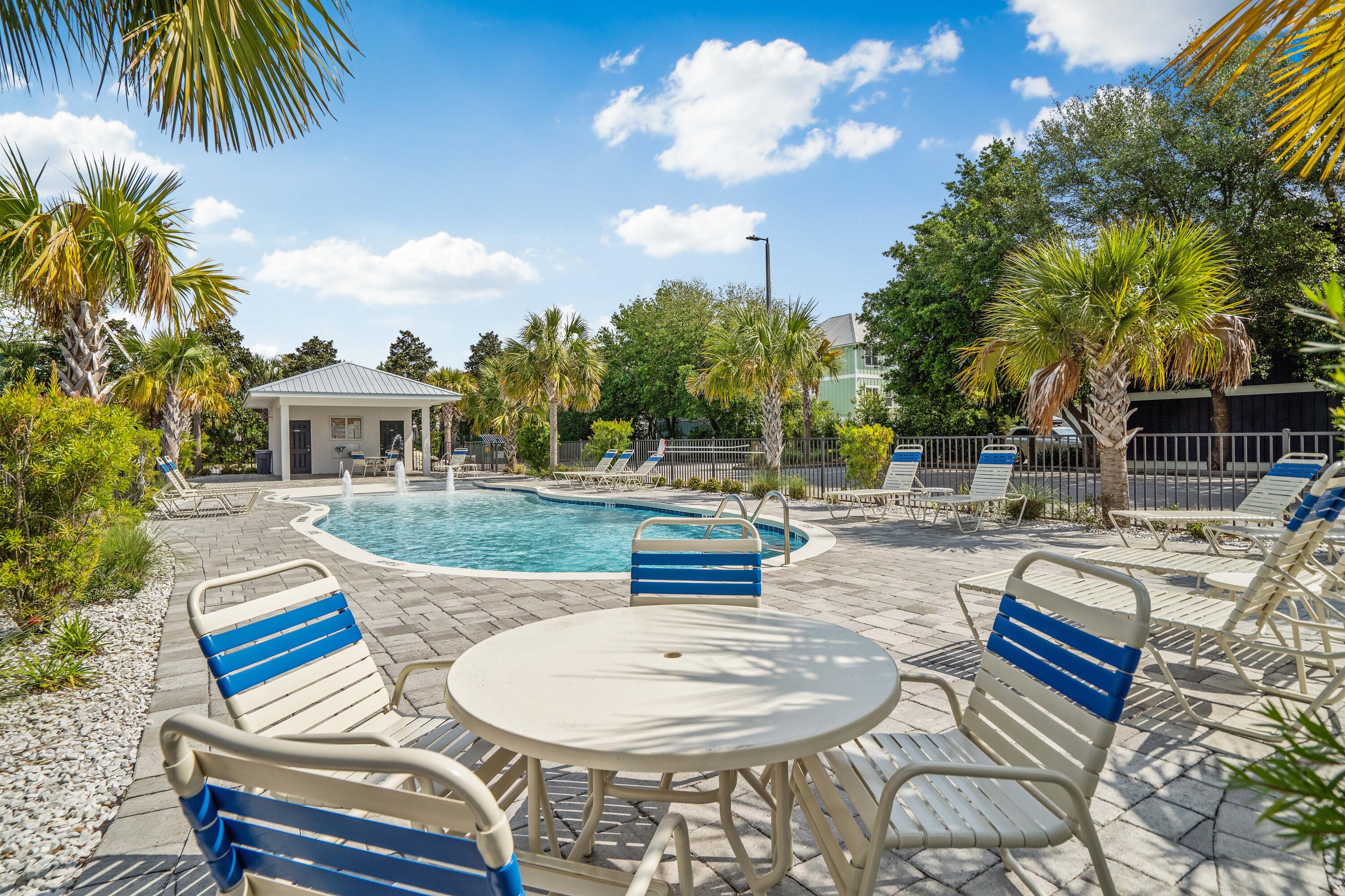 Hidden Lake Condominium - Residential