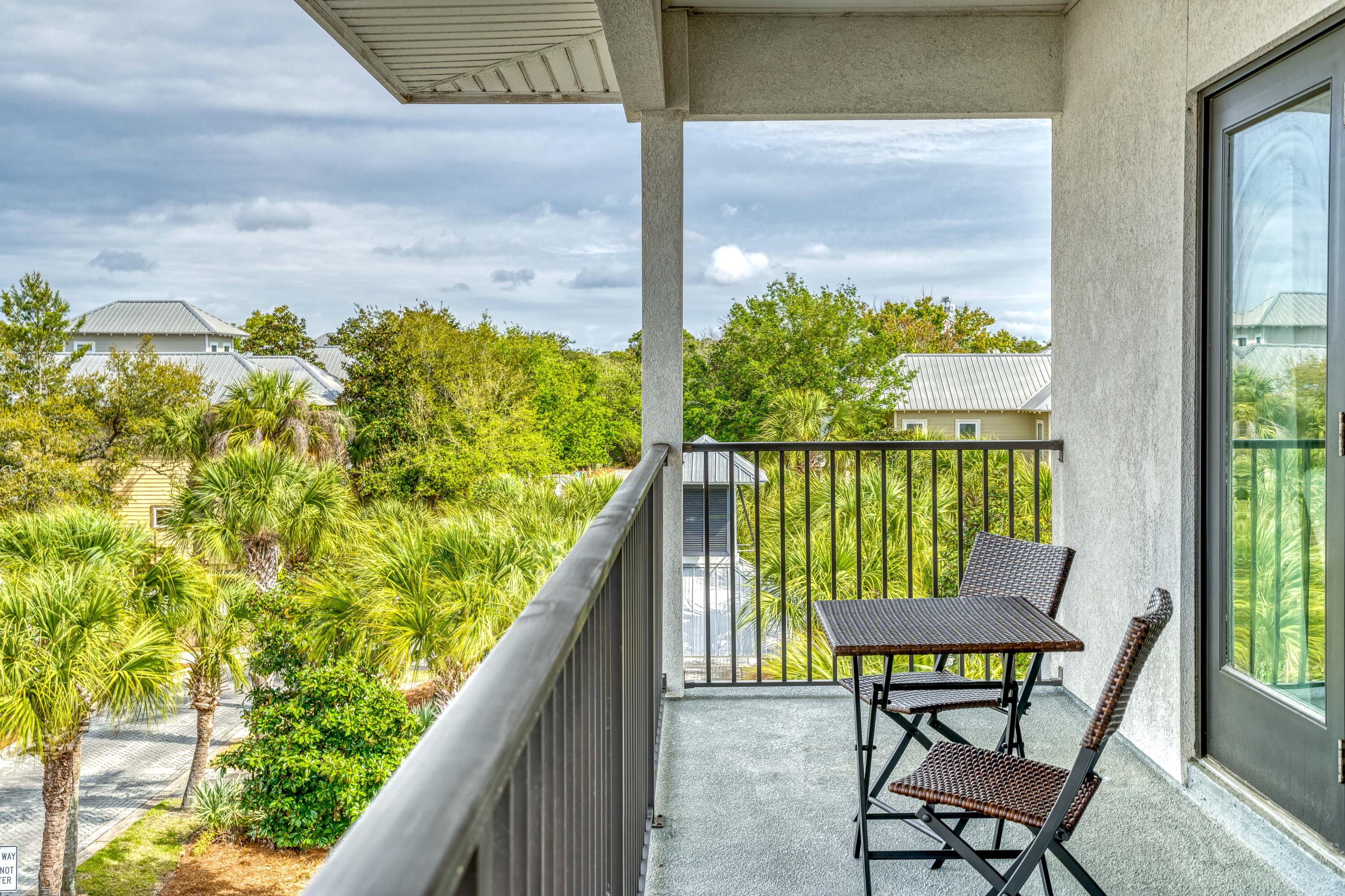 Hidden Lake Condominium - Residential