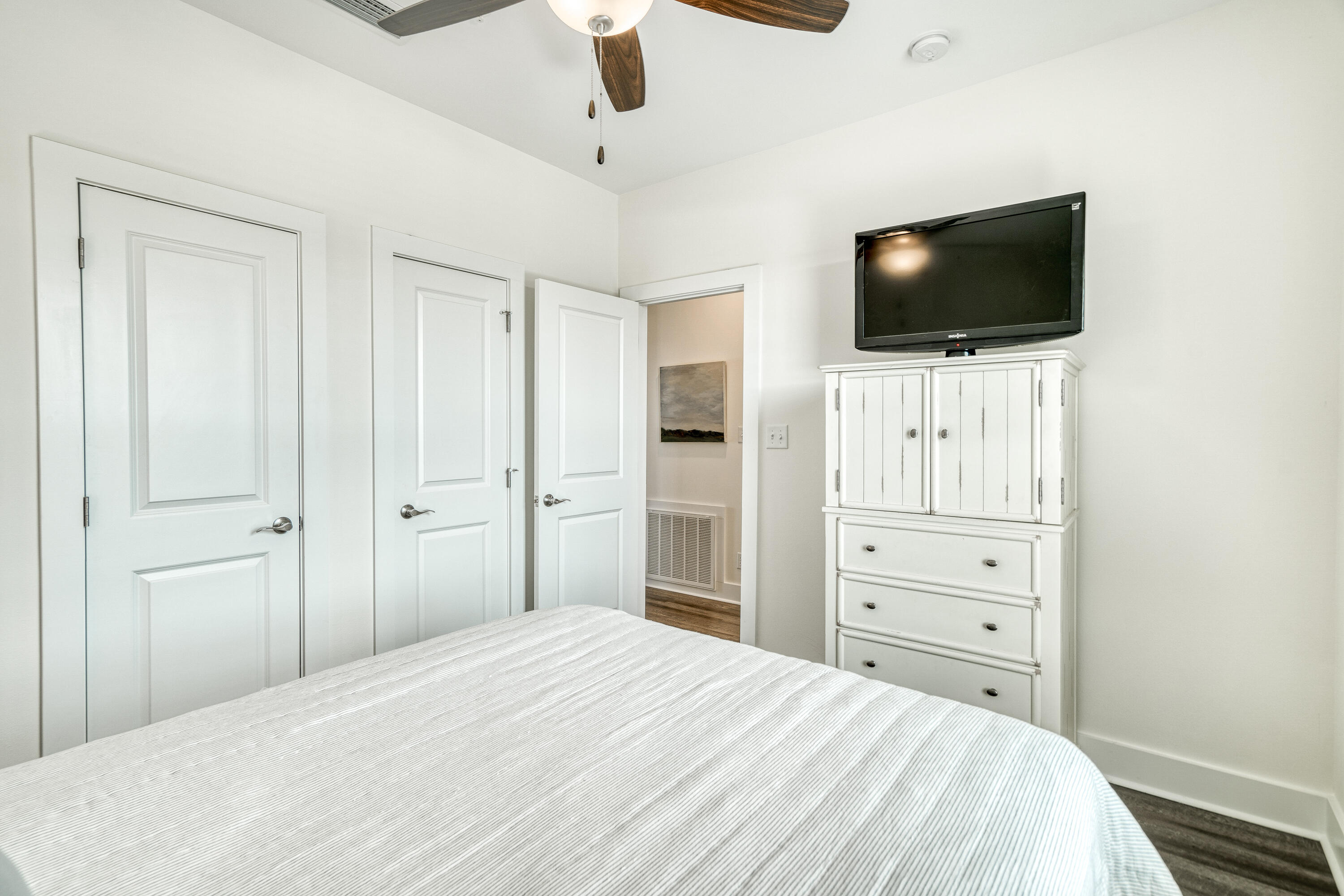 Hidden Lake Condominium - Residential