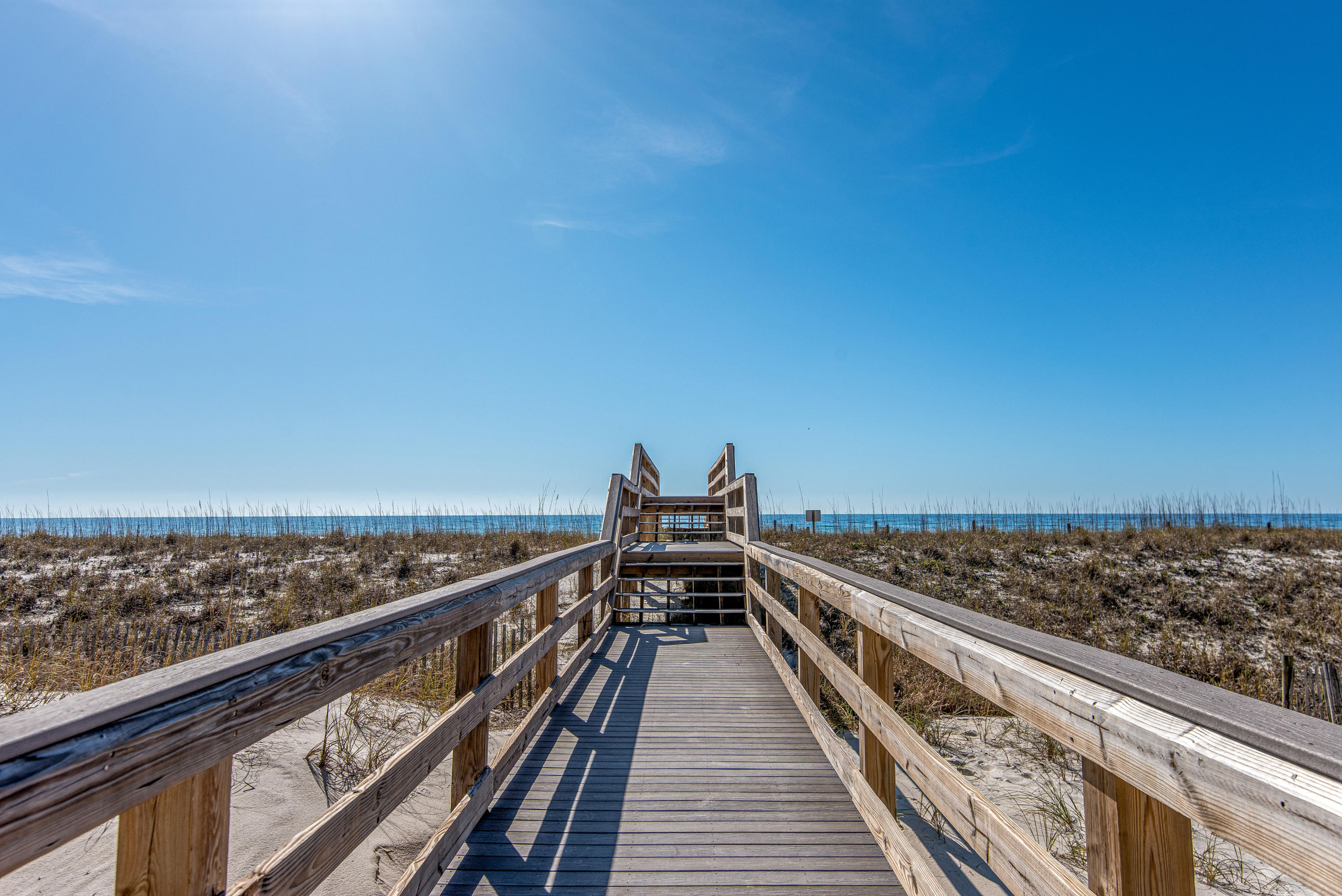 BEACHVIEW CONDOMINIUM - Residential