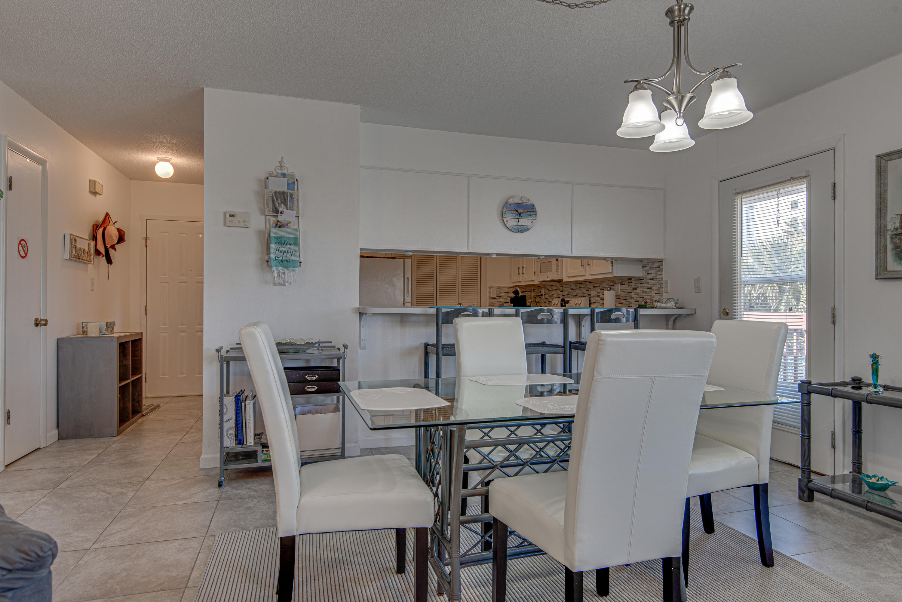 BEACHVIEW CONDOMINIUM - Residential