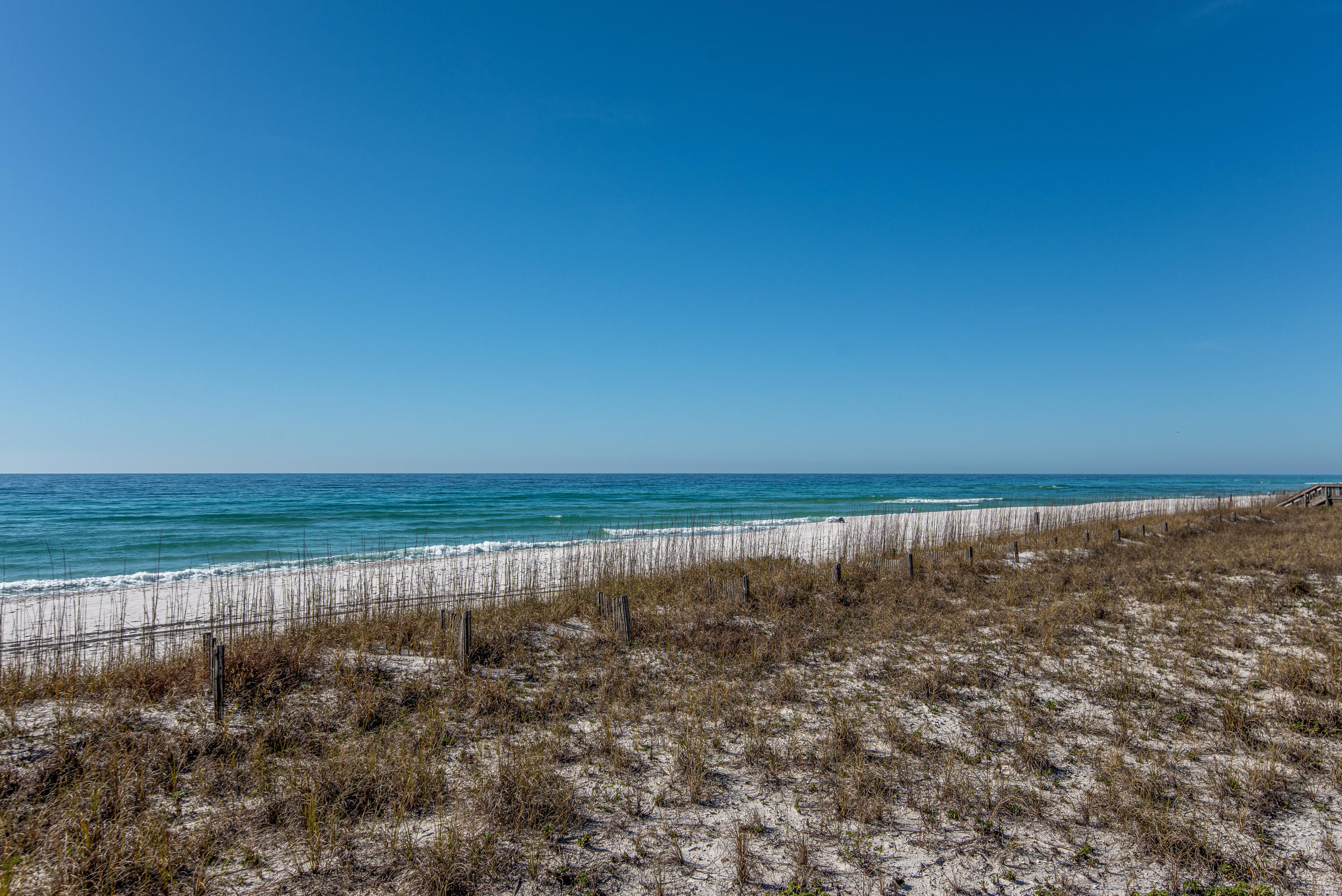 BEACHVIEW CONDOMINIUM - Residential