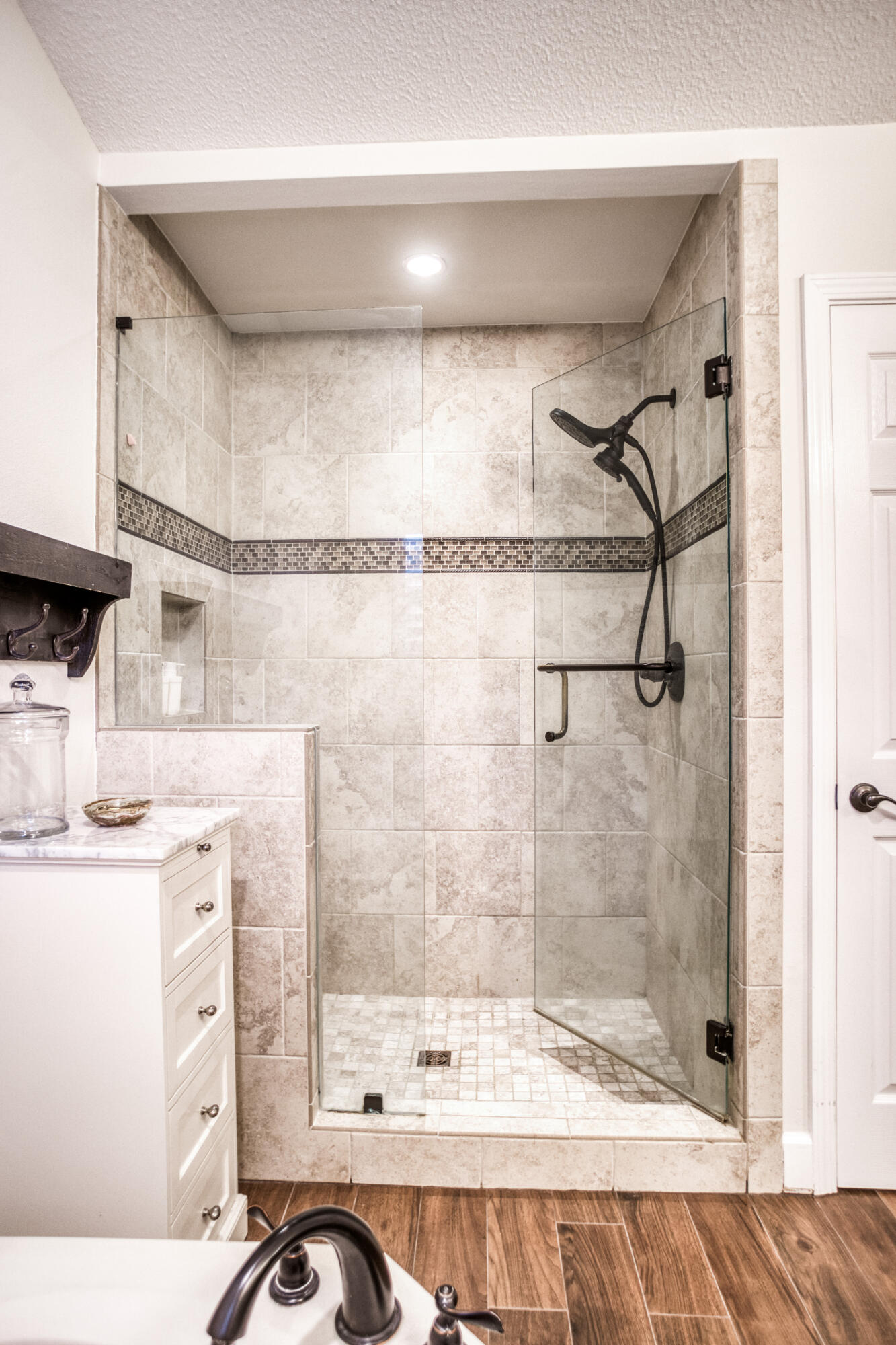 GLENLAKE PH 1 - Residential