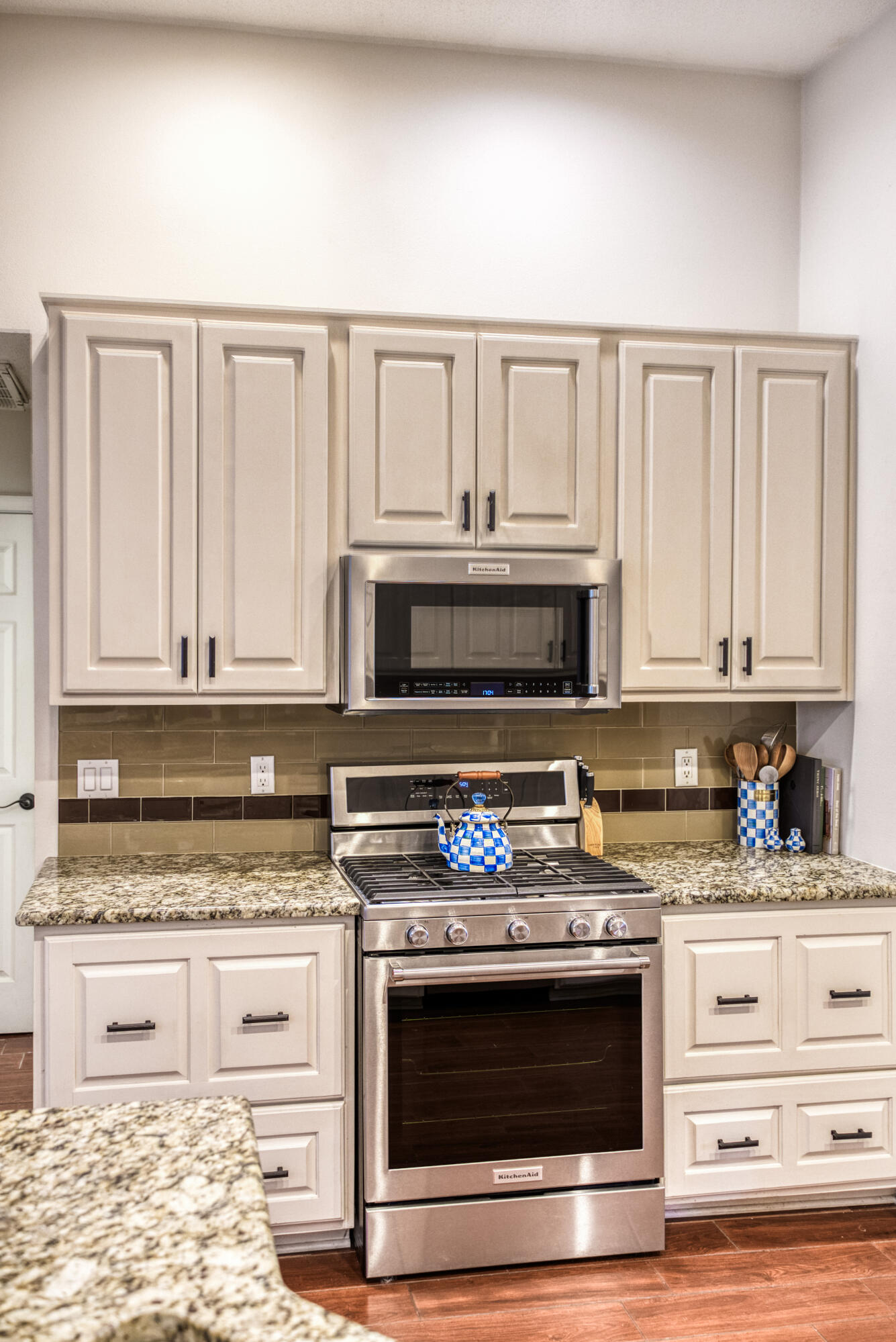 GLENLAKE PH 1 - Residential