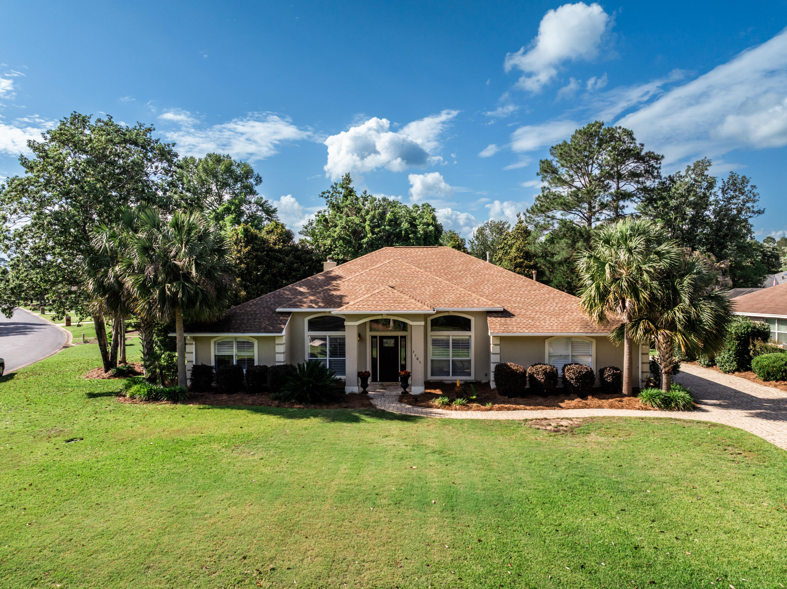 GLENLAKE PH 1 - Residential