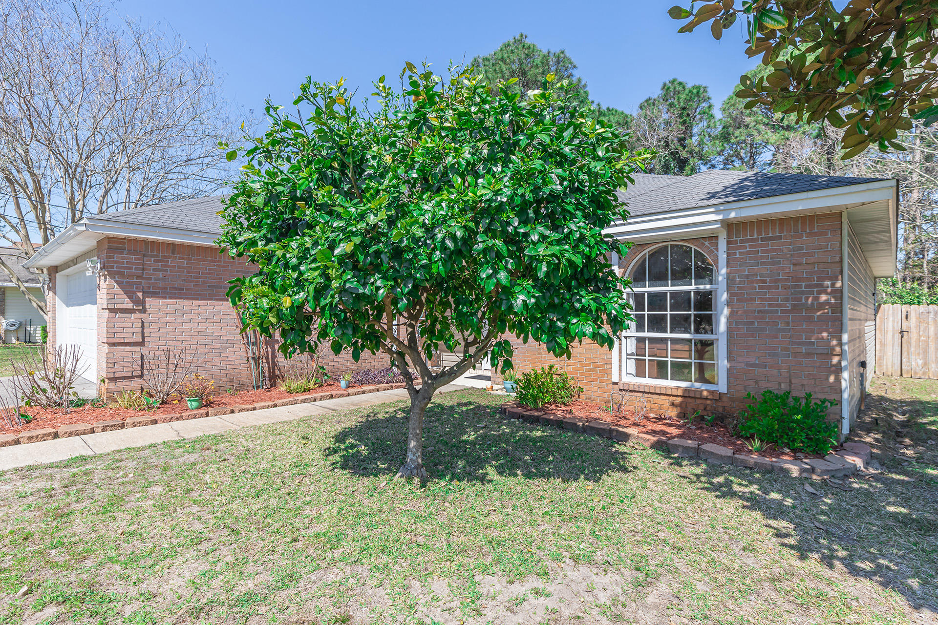 VALPARAISO PINECREST 6 - Residential