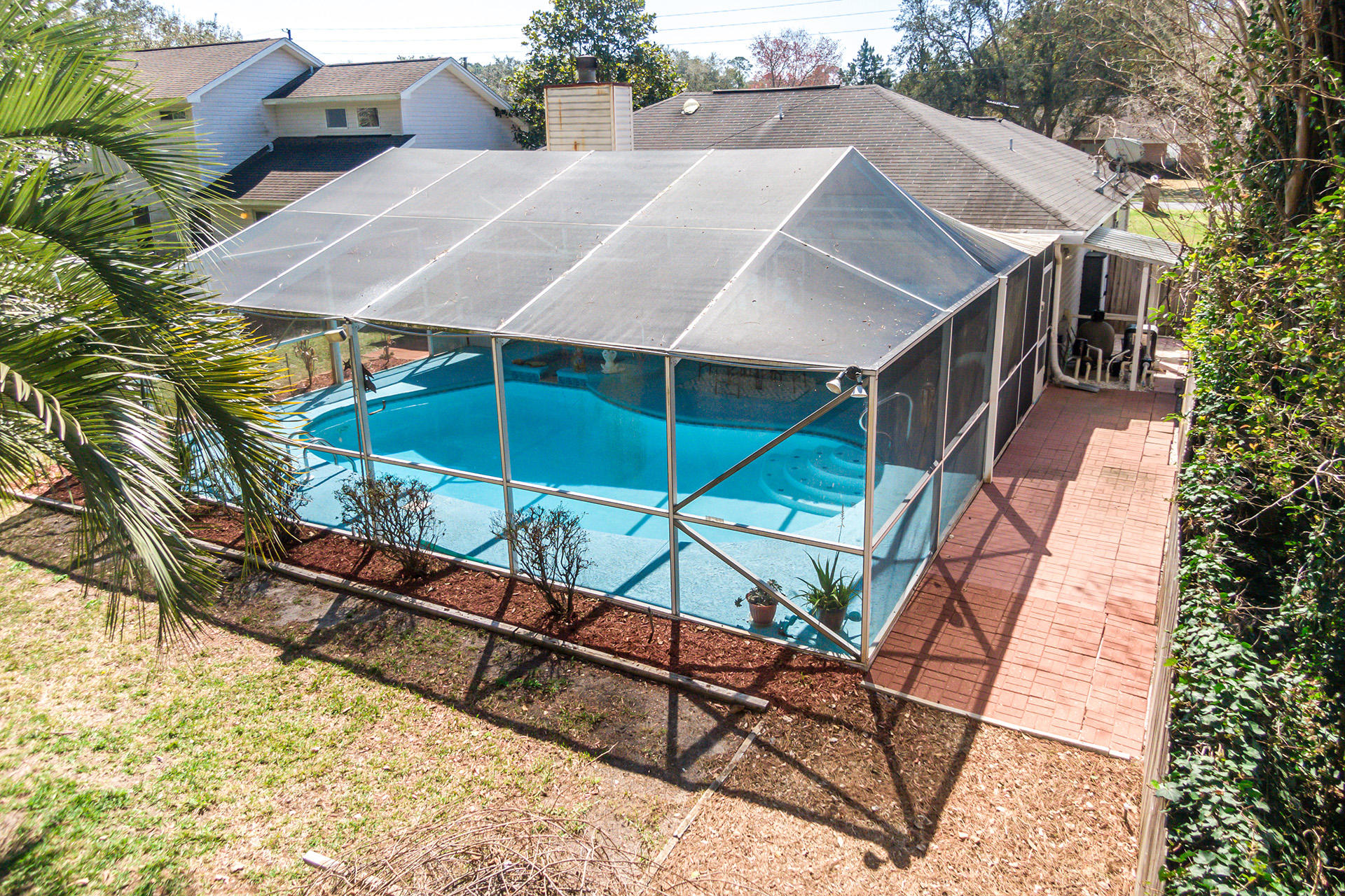 VALPARAISO PINECREST 6 - Residential