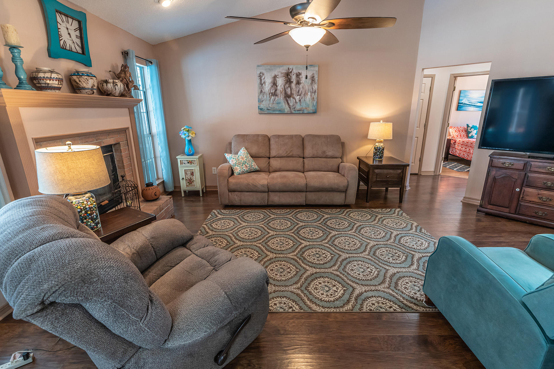 VALPARAISO PINECREST 6 - Residential