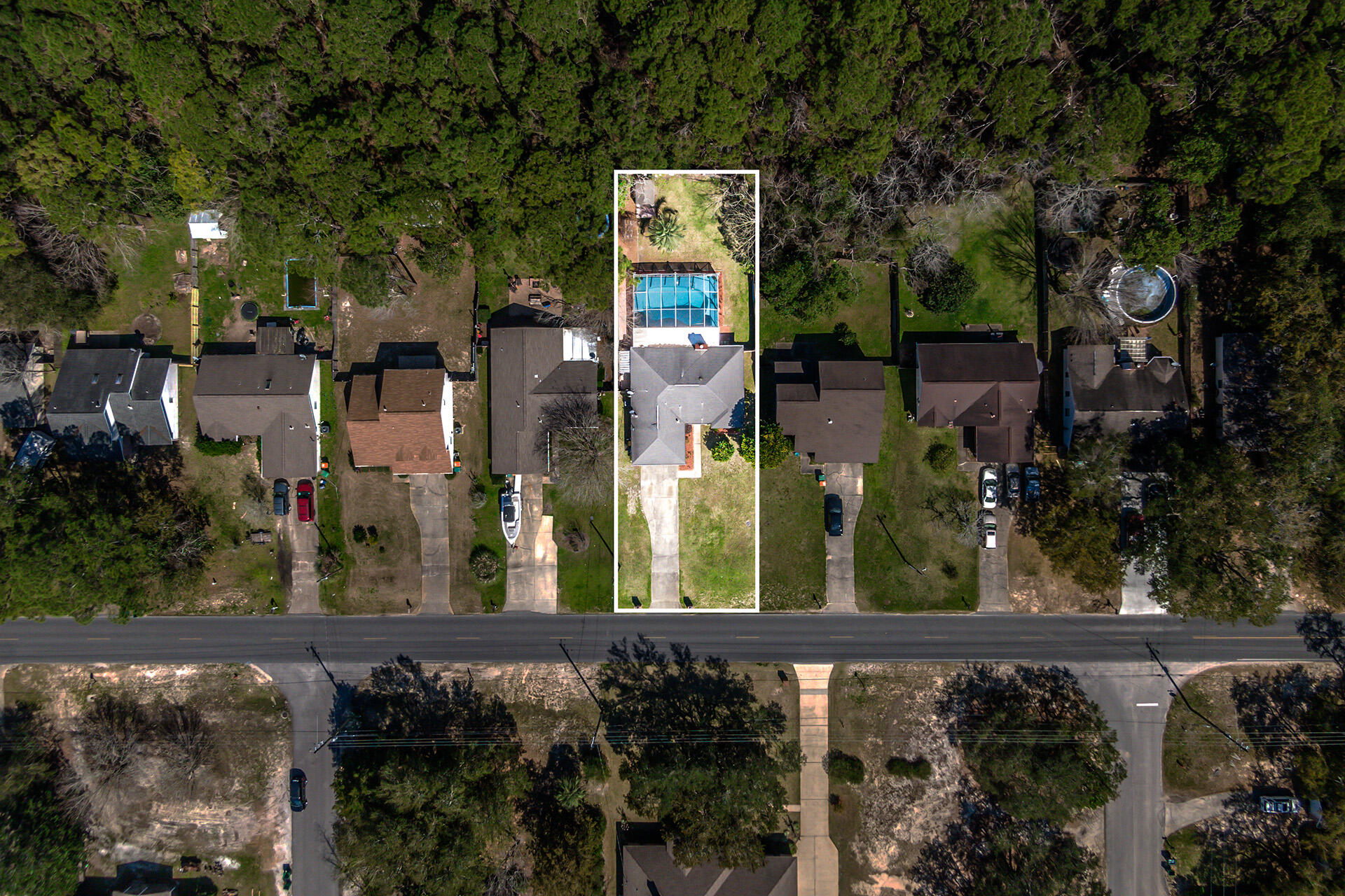 VALPARAISO PINECREST 6 - Residential